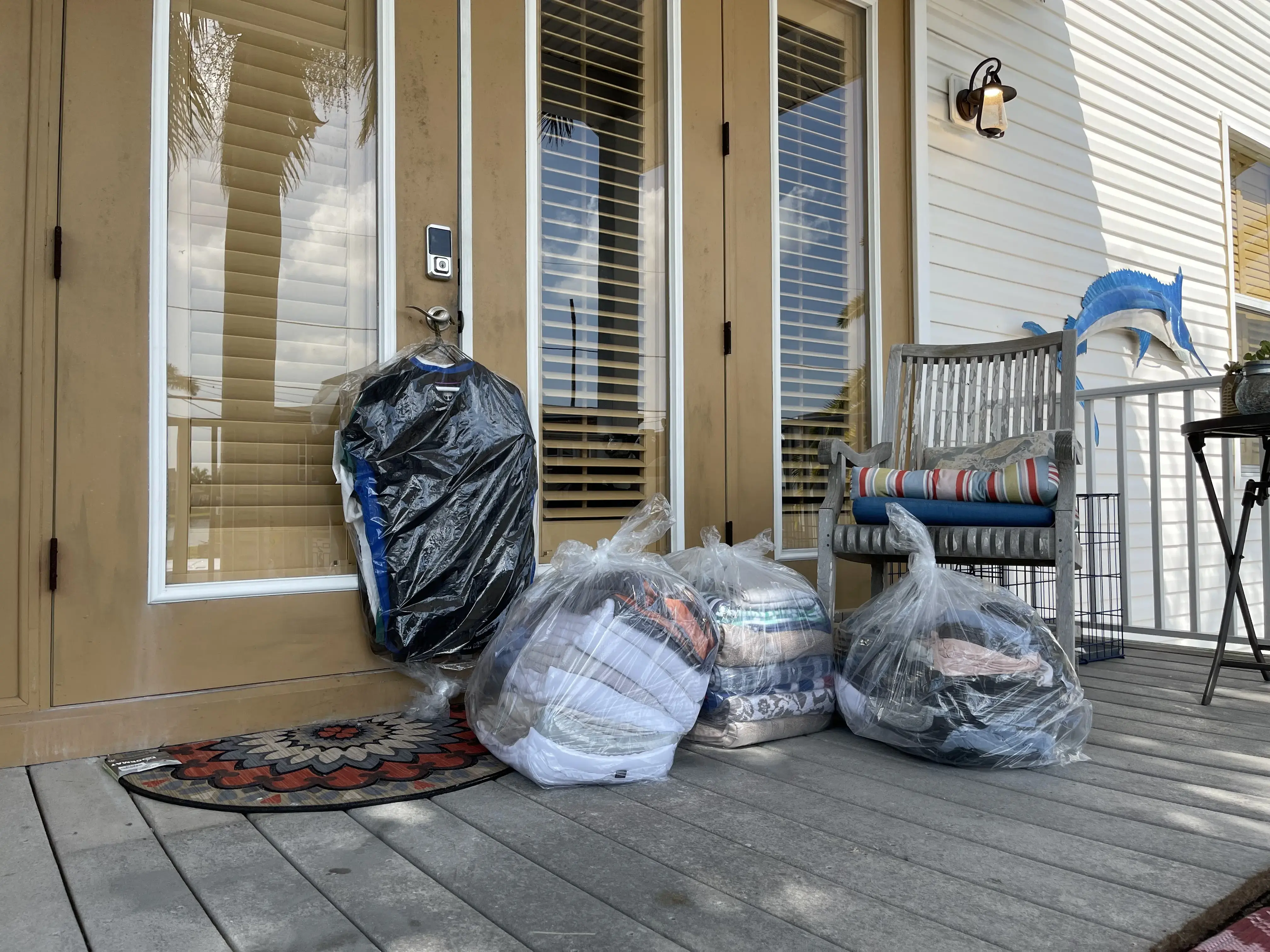 Easy Kleen Laundromat - Image 10