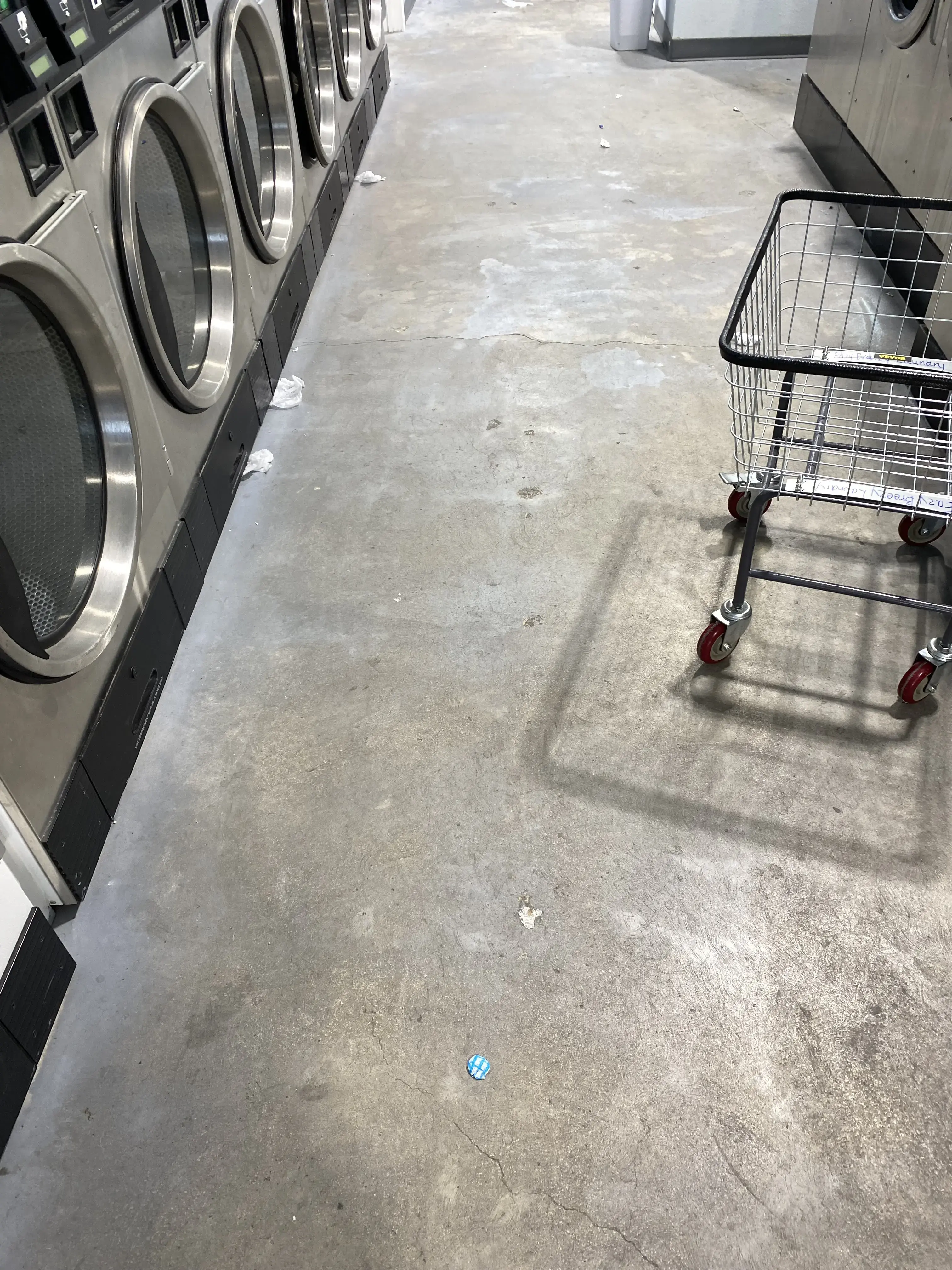 Eazy Breezy Laundry thumbnail 19