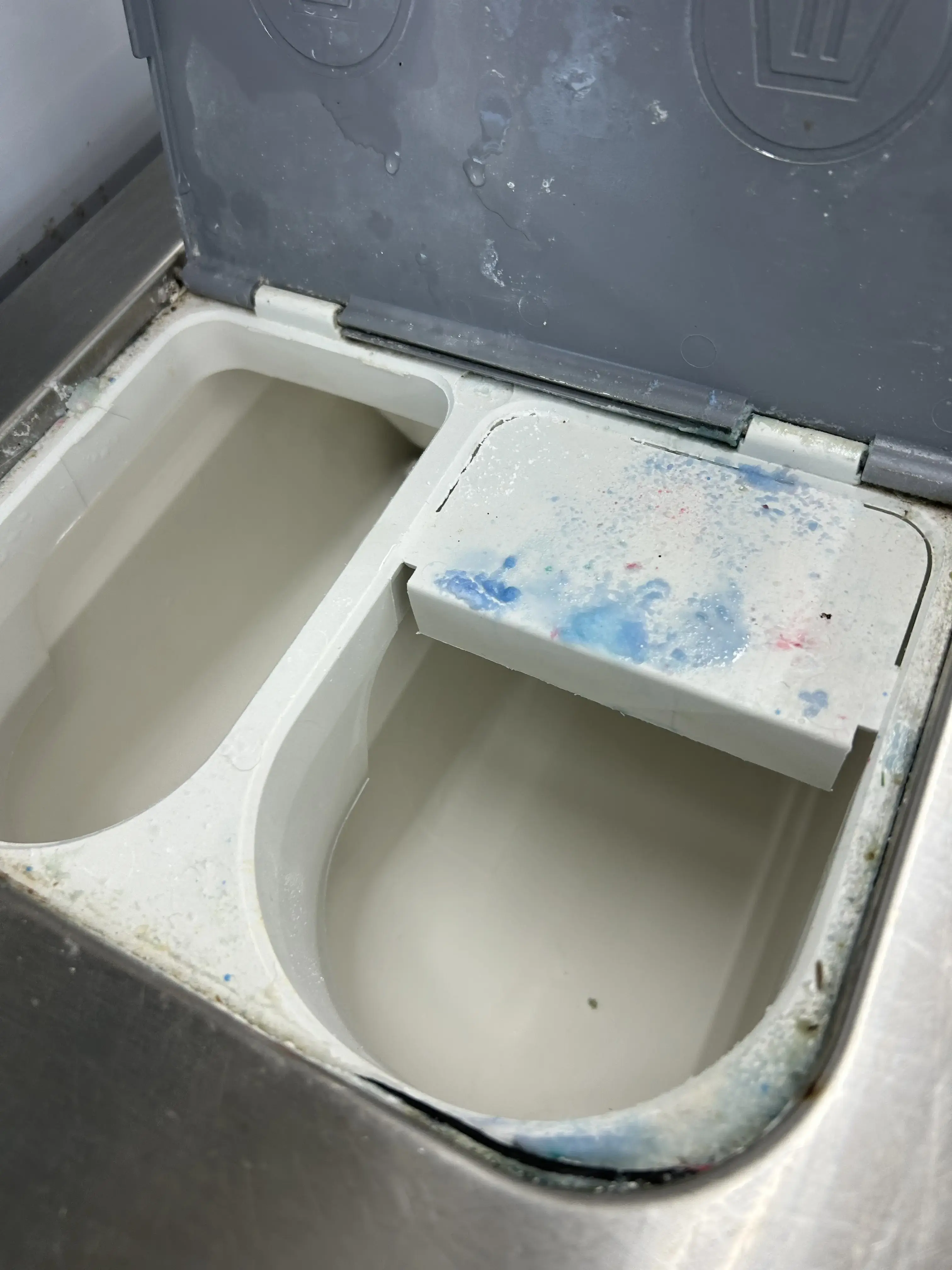 Eco Express Laundry thumbnail 2