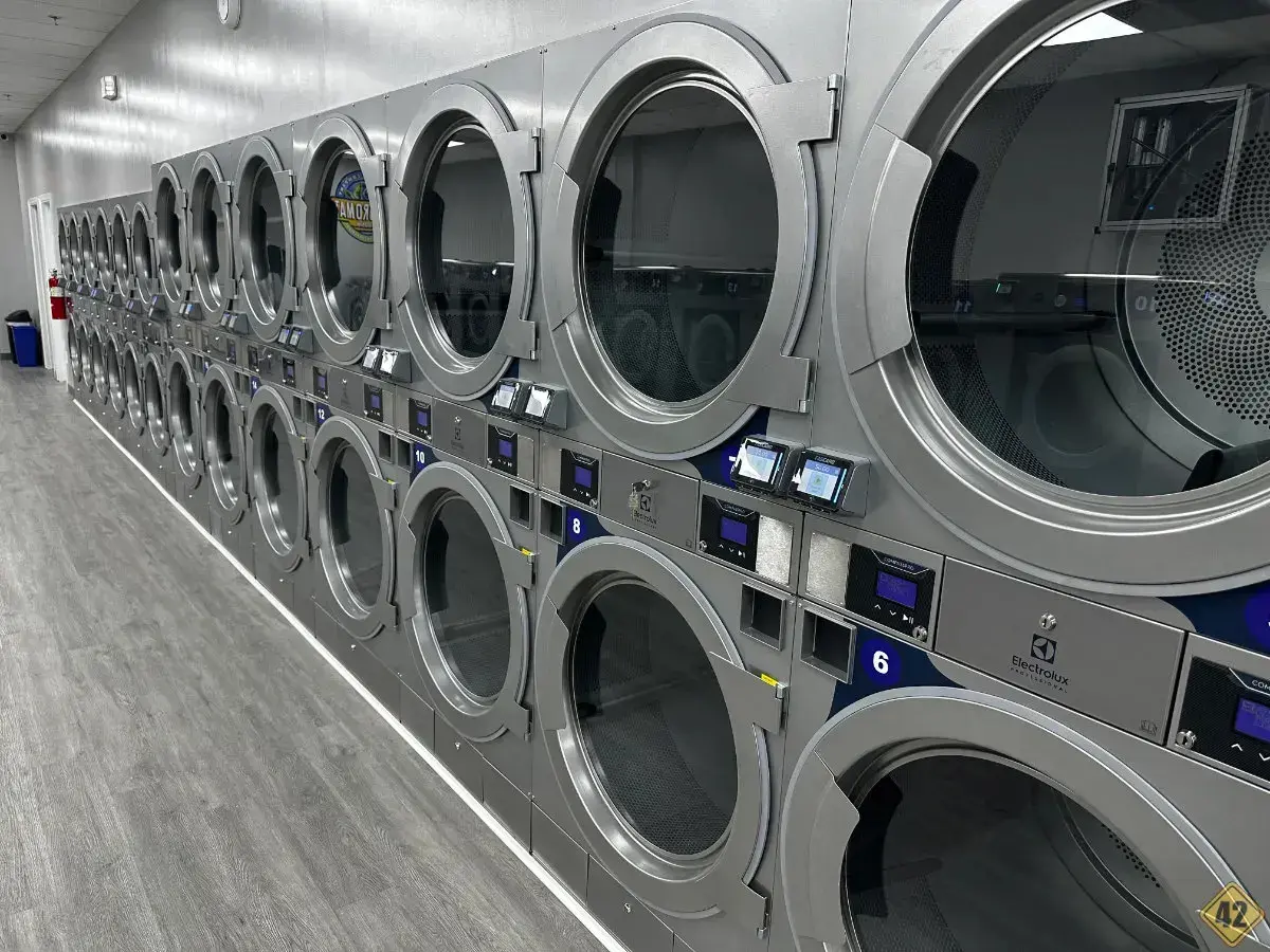 Eco Spin Laundromat thumbnail 6