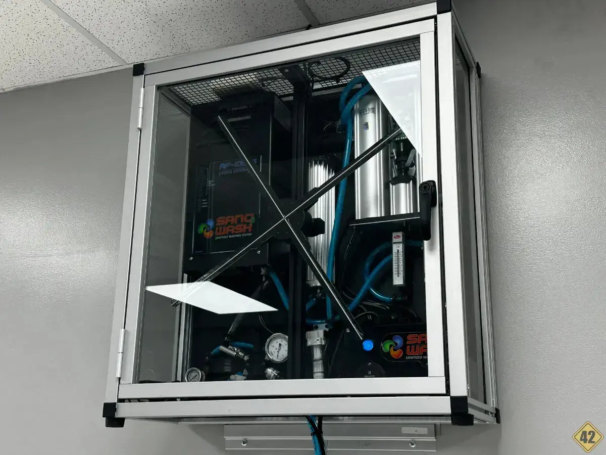 Eco Spin Laundromat - Image 2
