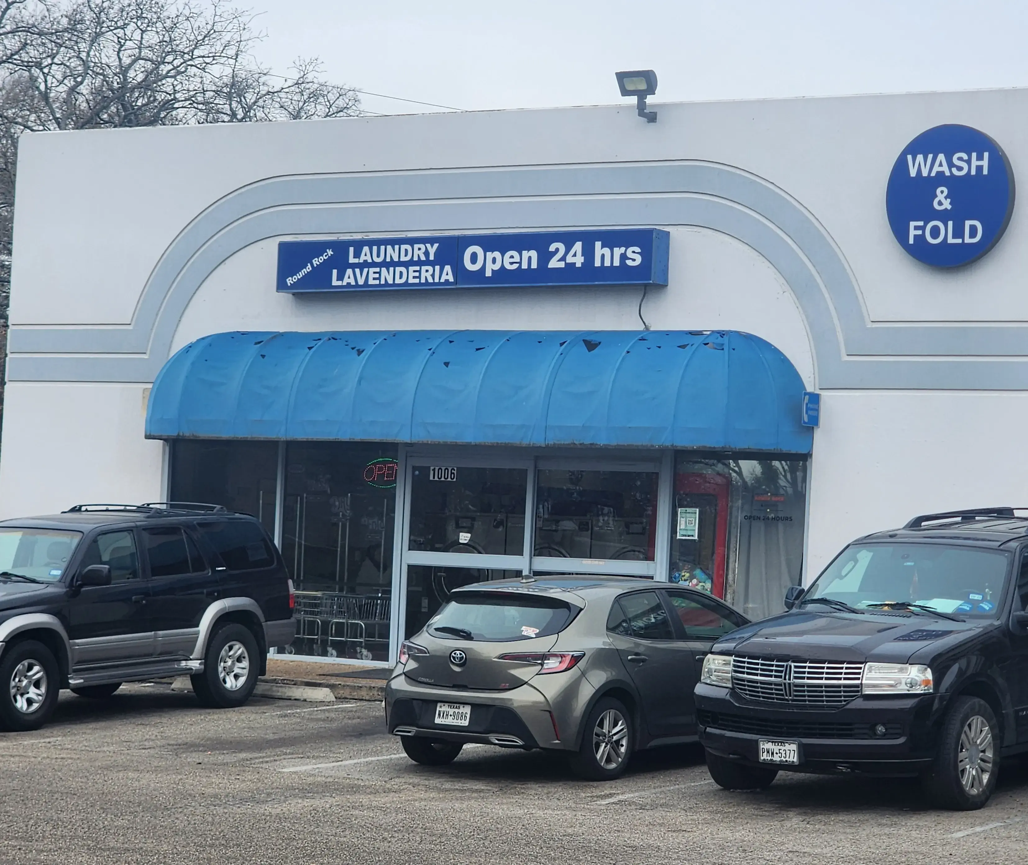 Eco Spin Laundry Washateria , Round Rock Laundromat on Sam Bass, Round Rock, TX - Image 4