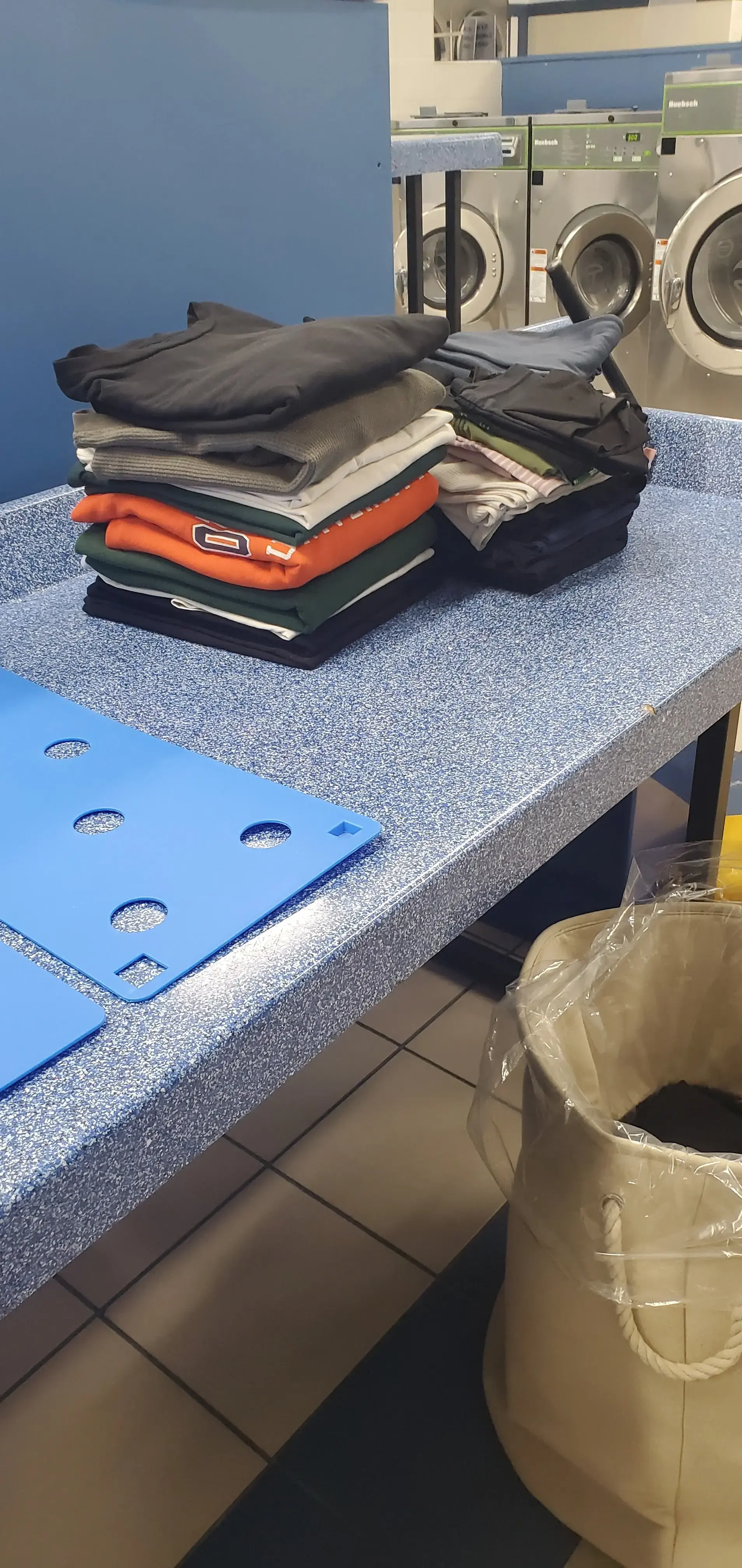 Eco Wash Laundromat - Essex thumbnail 9