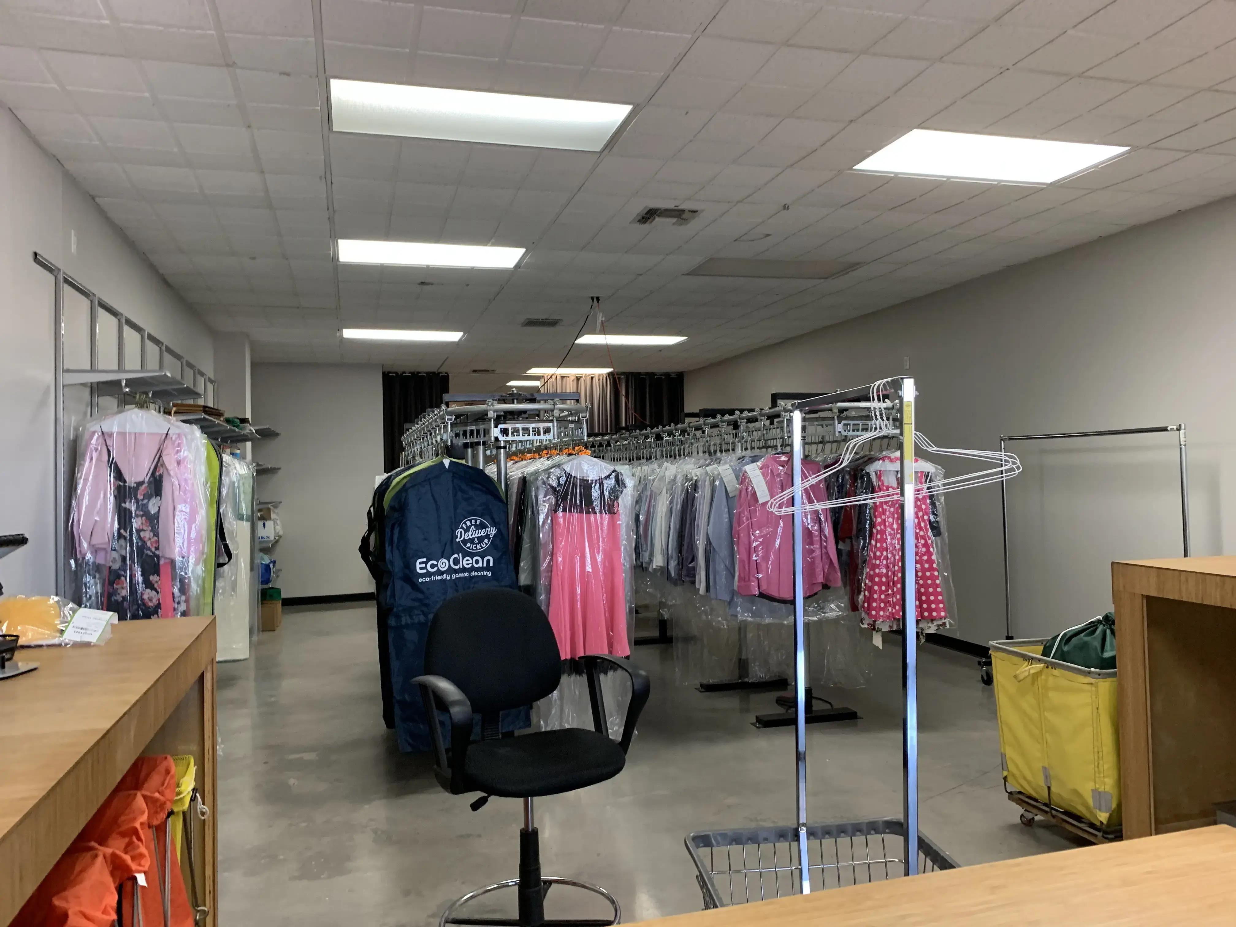 EcoClean Green Dry Cleaner & Laundry - Image 13