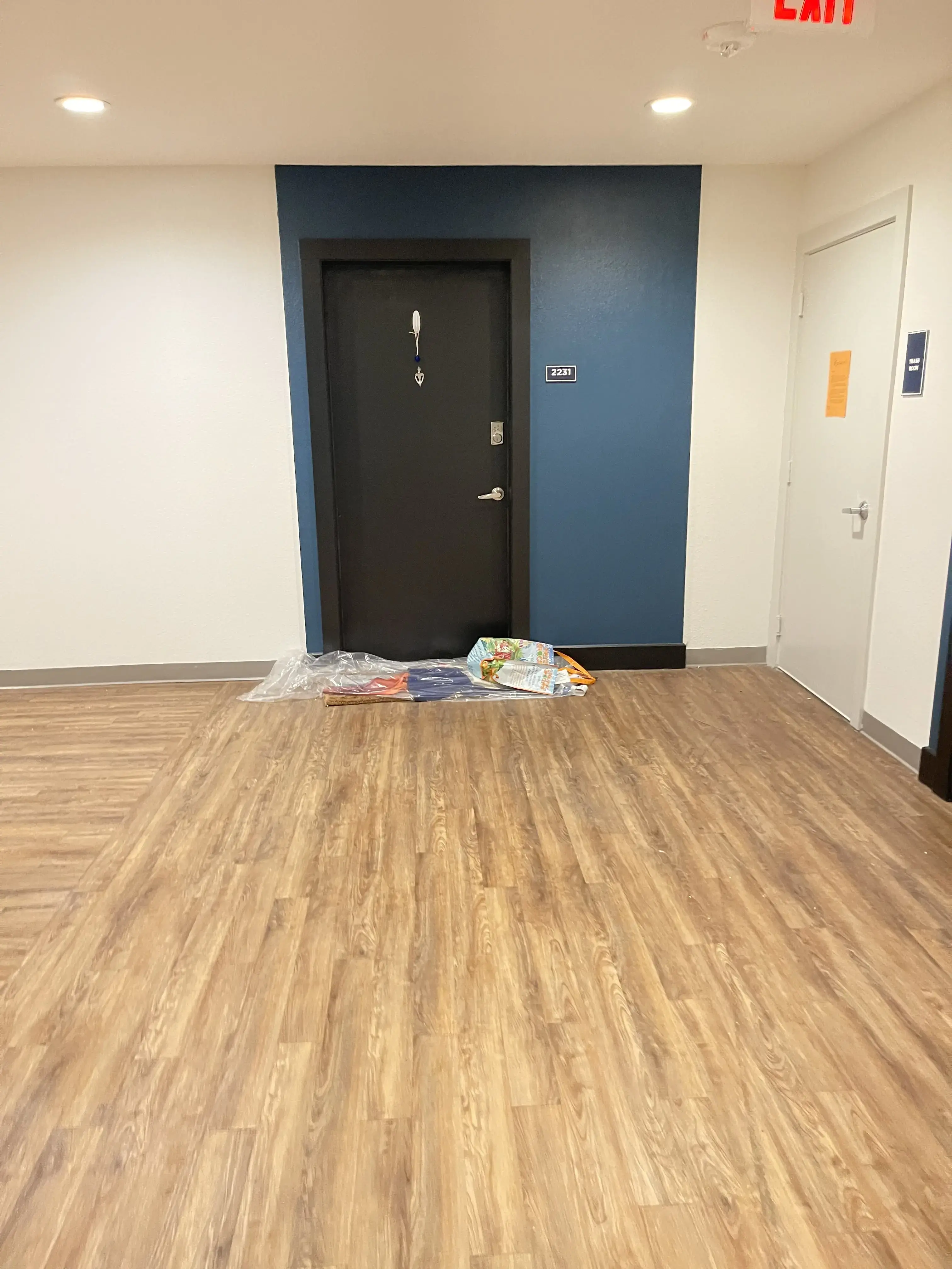 EcoClean Green Dry Cleaner & Laundry - Image 9