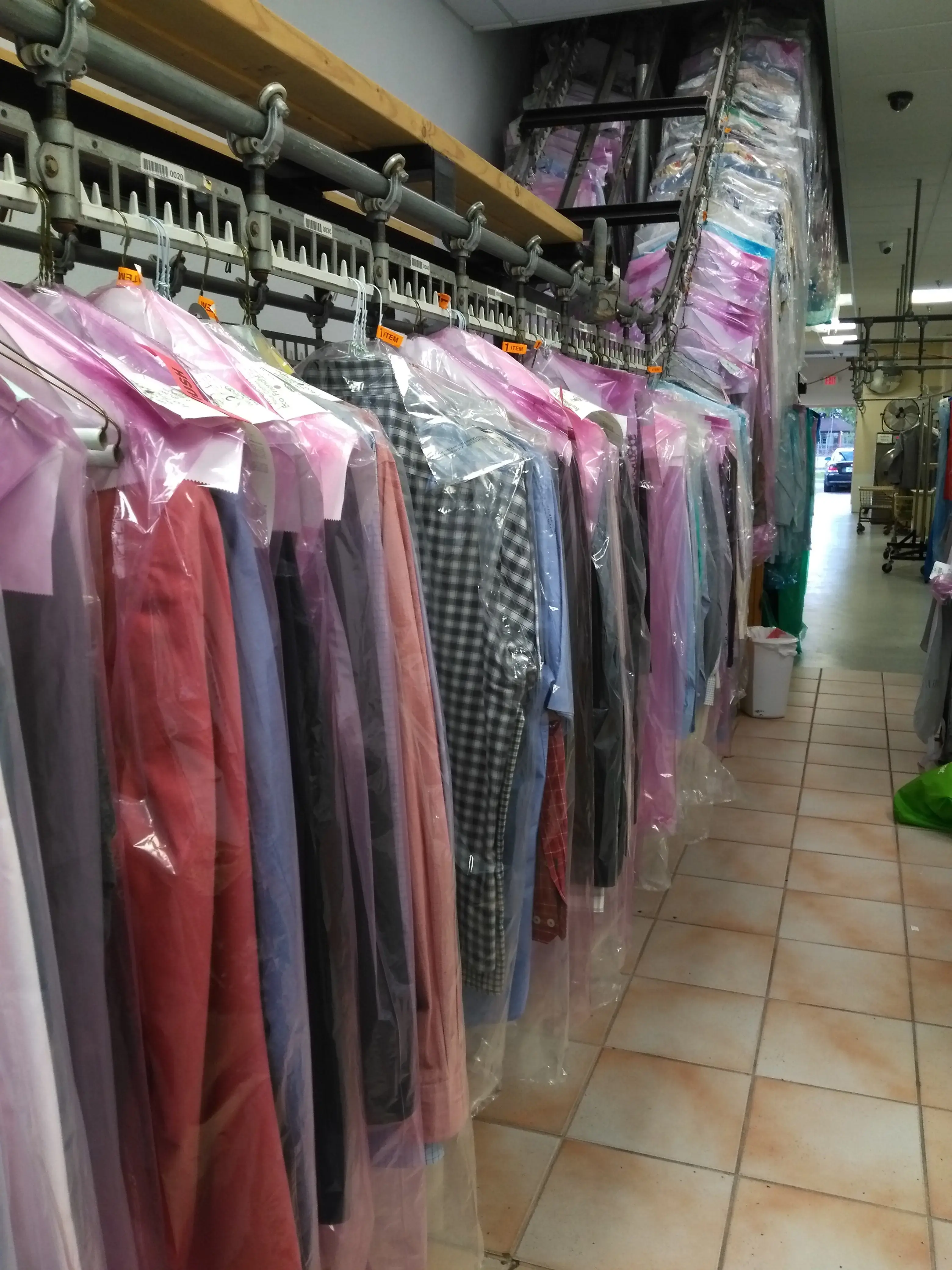 EcoHanger Cleaners - Image 11