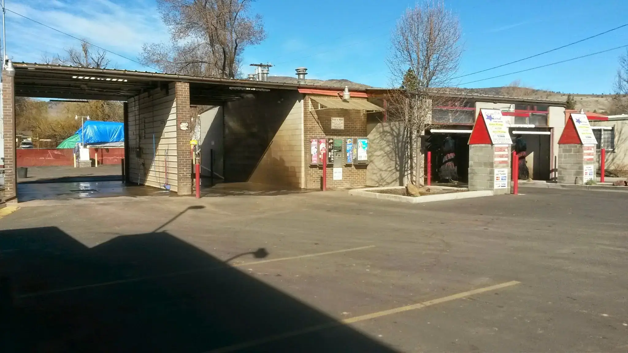 Econ-O-Wash Car Wash & Landromat thumbnail 6