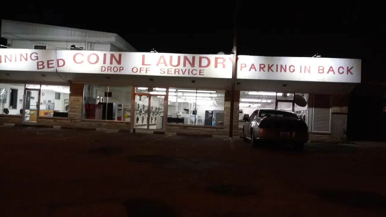 Economy Cleaners Coin Laundry thumbnail 5