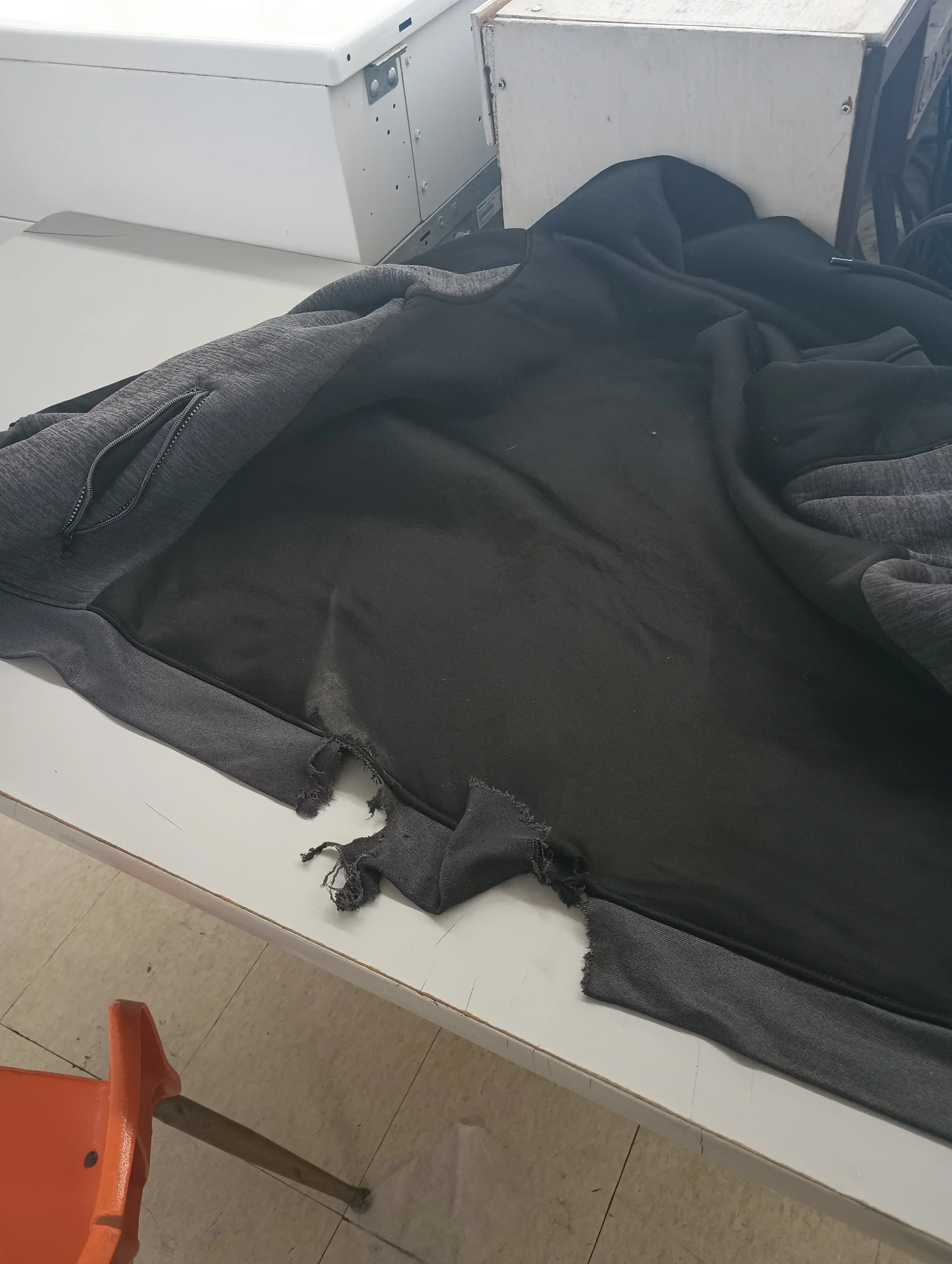 Economy Cleaners Coin Laundry - Image 8