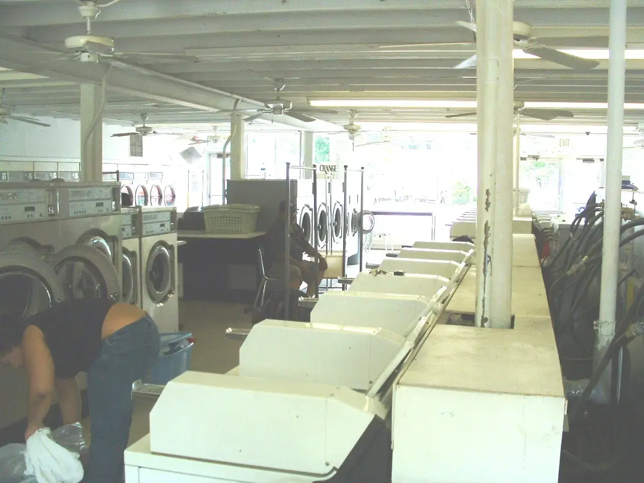 Economy Cleaners Coin Laundry - Image 19