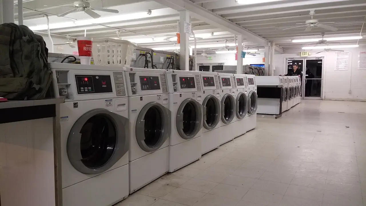 Economy Cleaners Coin Laundry - Image 17