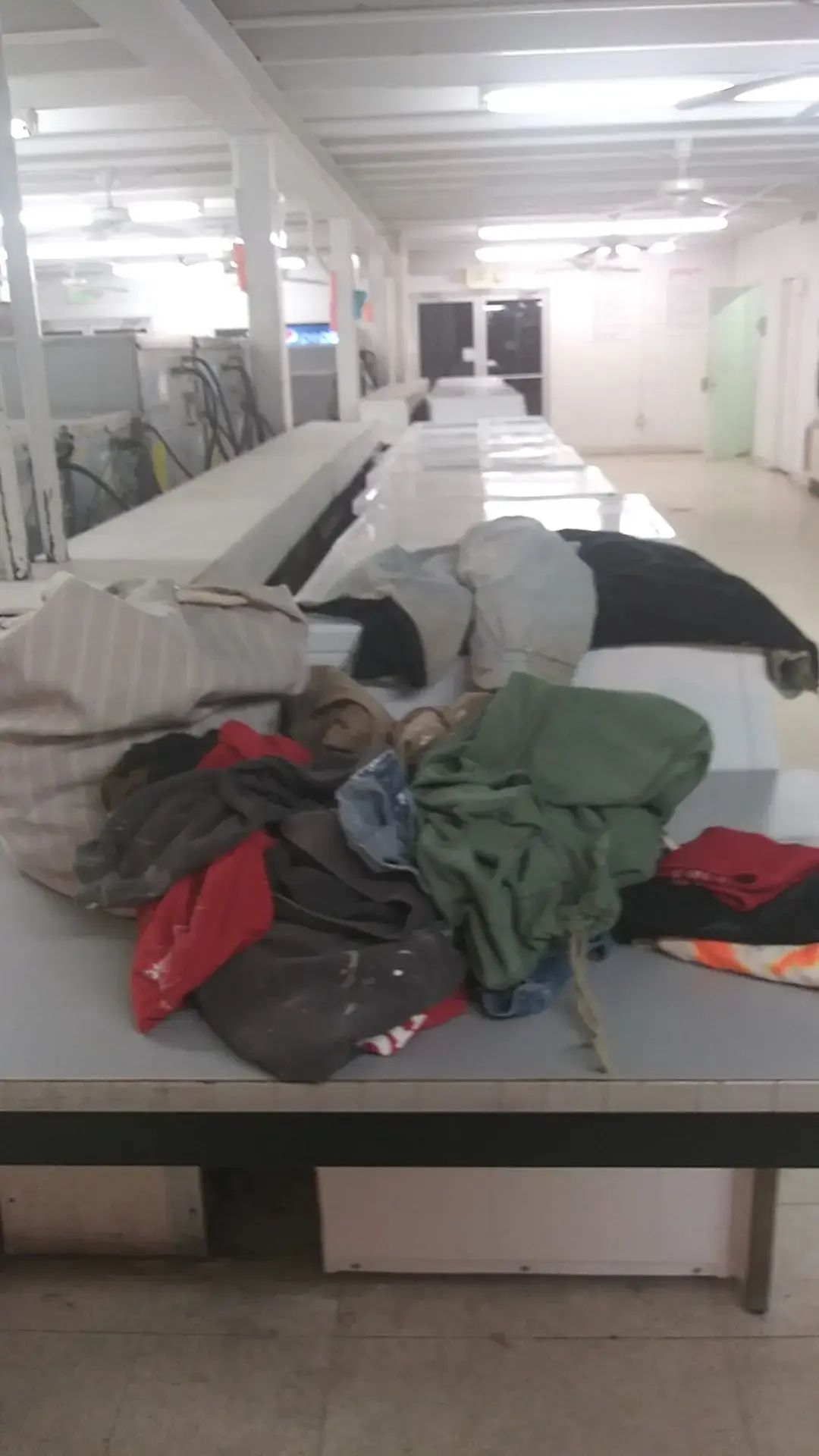 Economy Cleaners Coin Laundry thumbnail 14