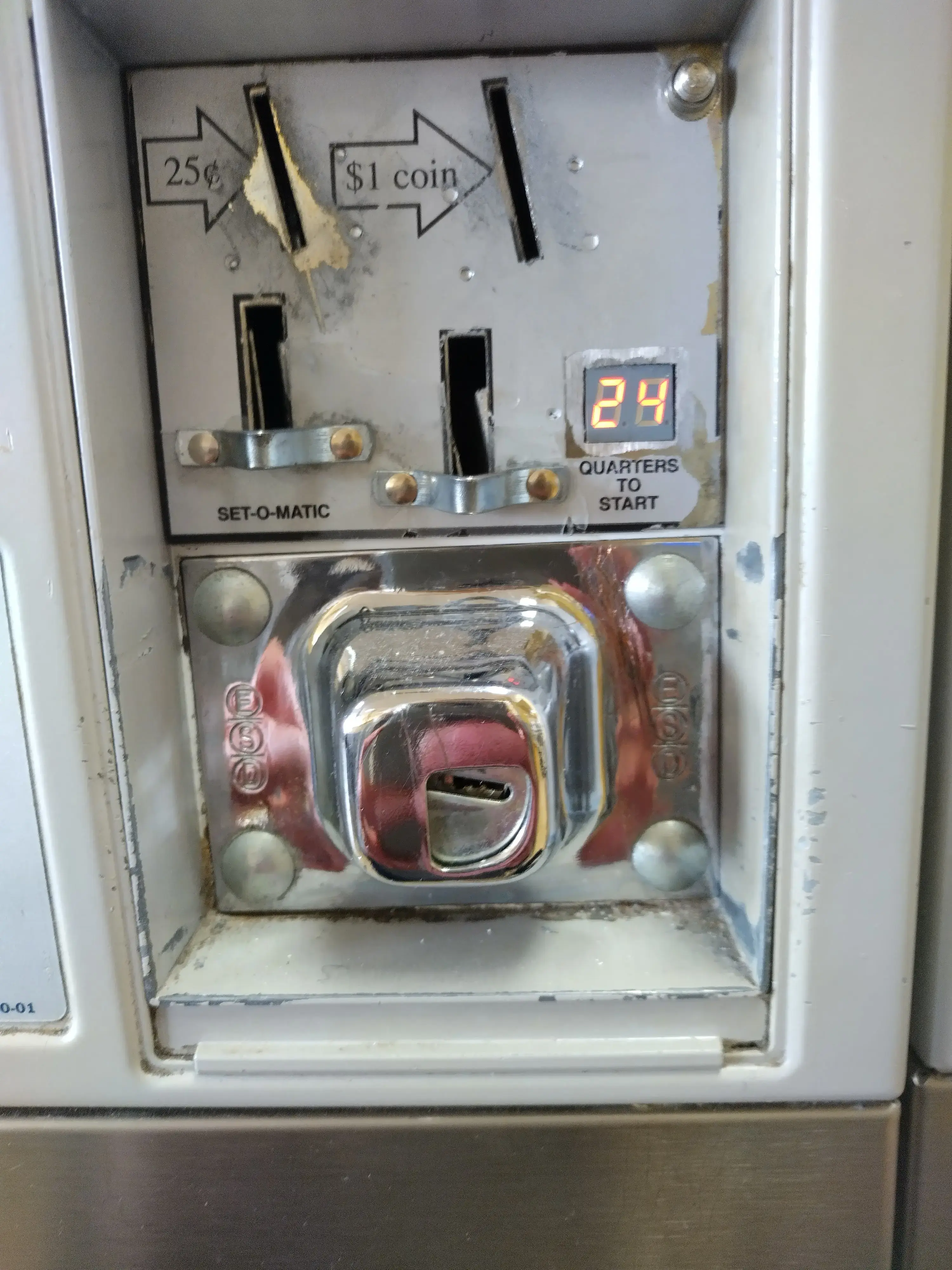 Edgewood Wash & Dry thumbnail 8