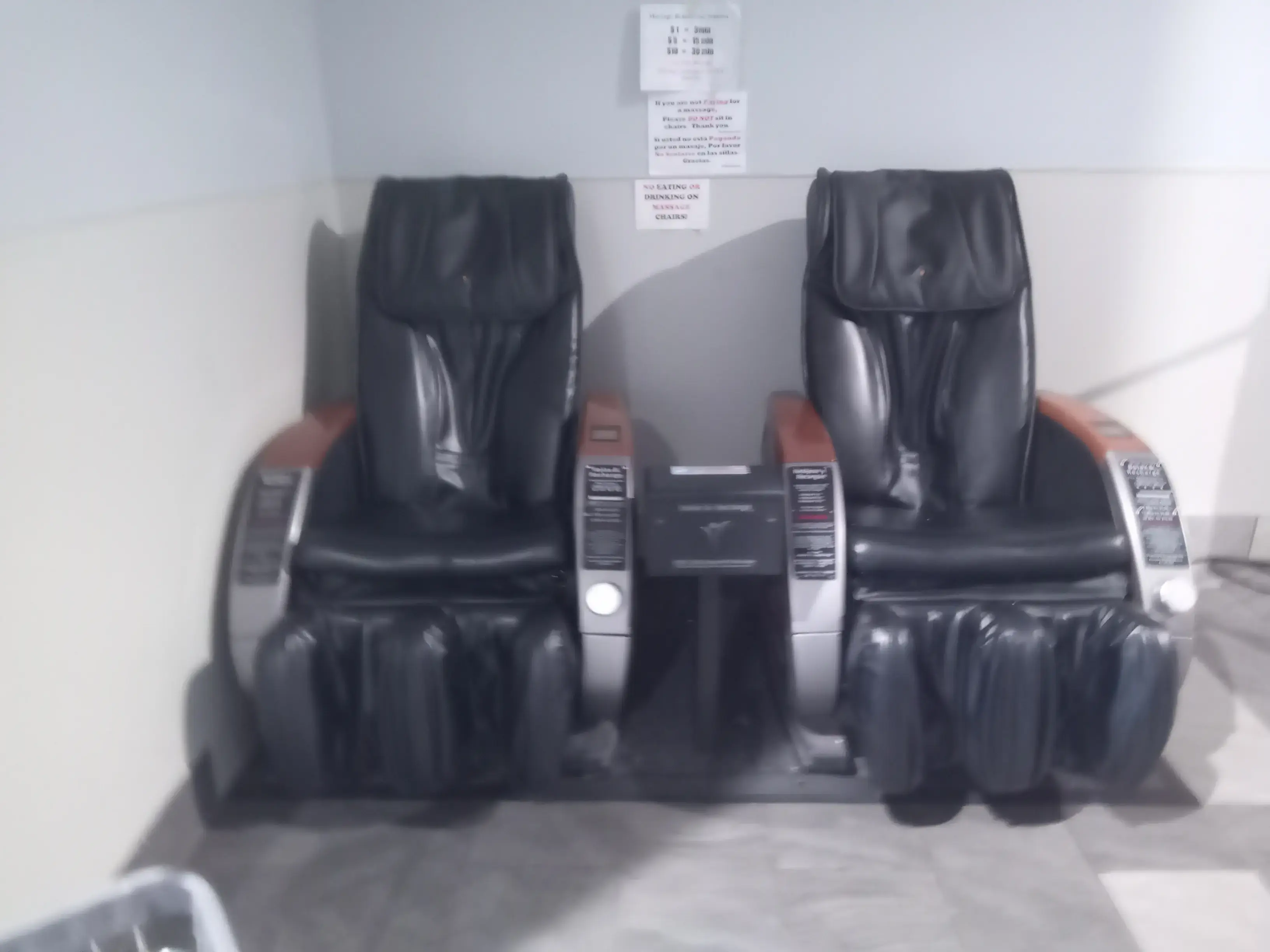 Edgmont Laundromat - Image 19