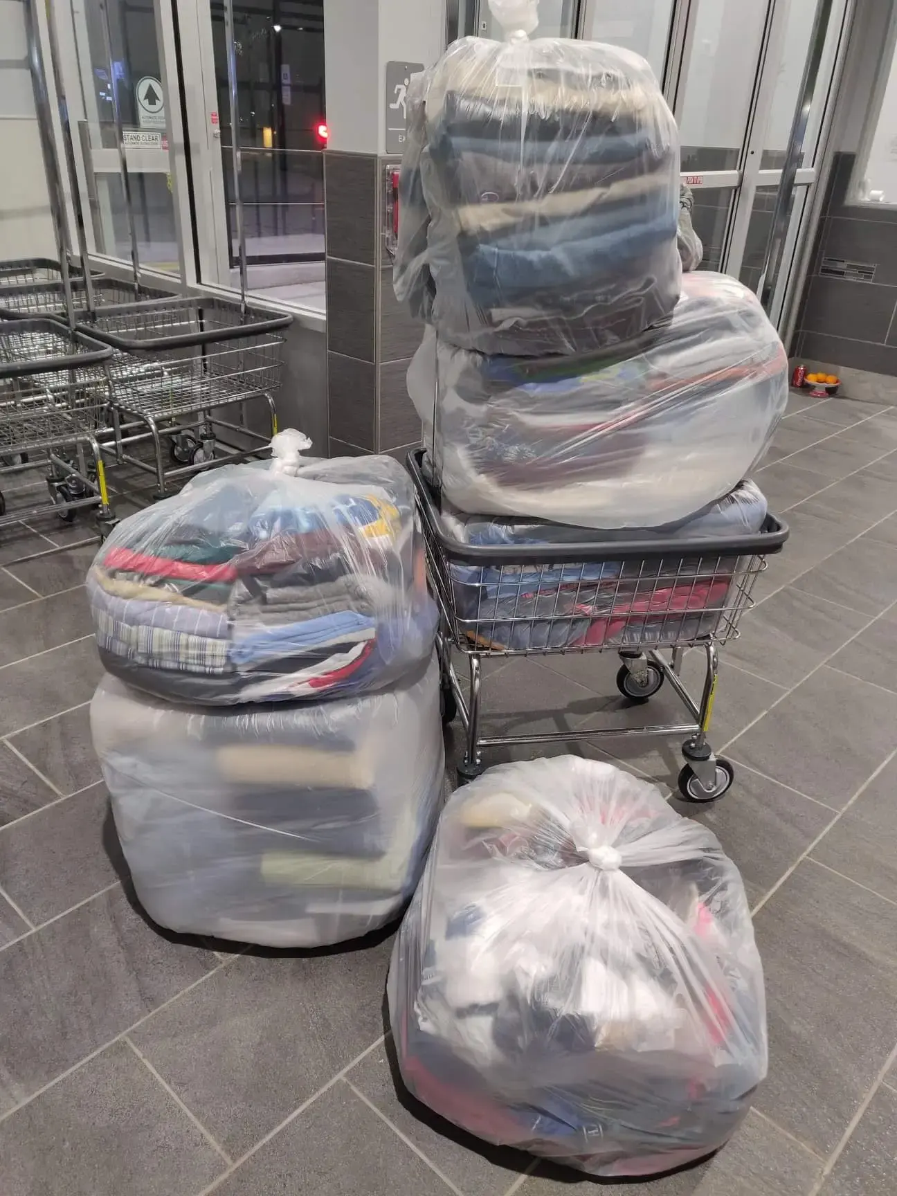 Edgmont Laundromat - Image 10