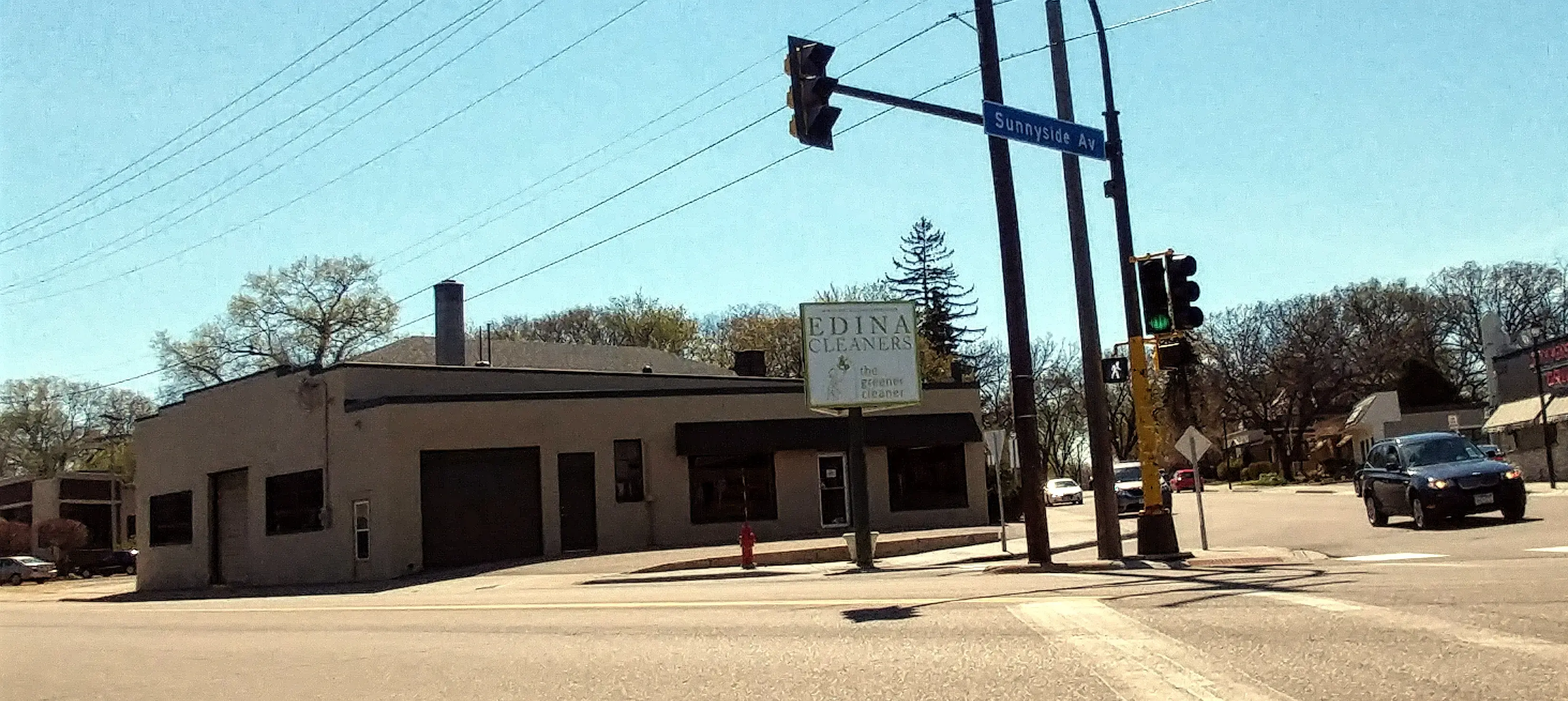 Edina Cleaners & Launderers thumbnail 2