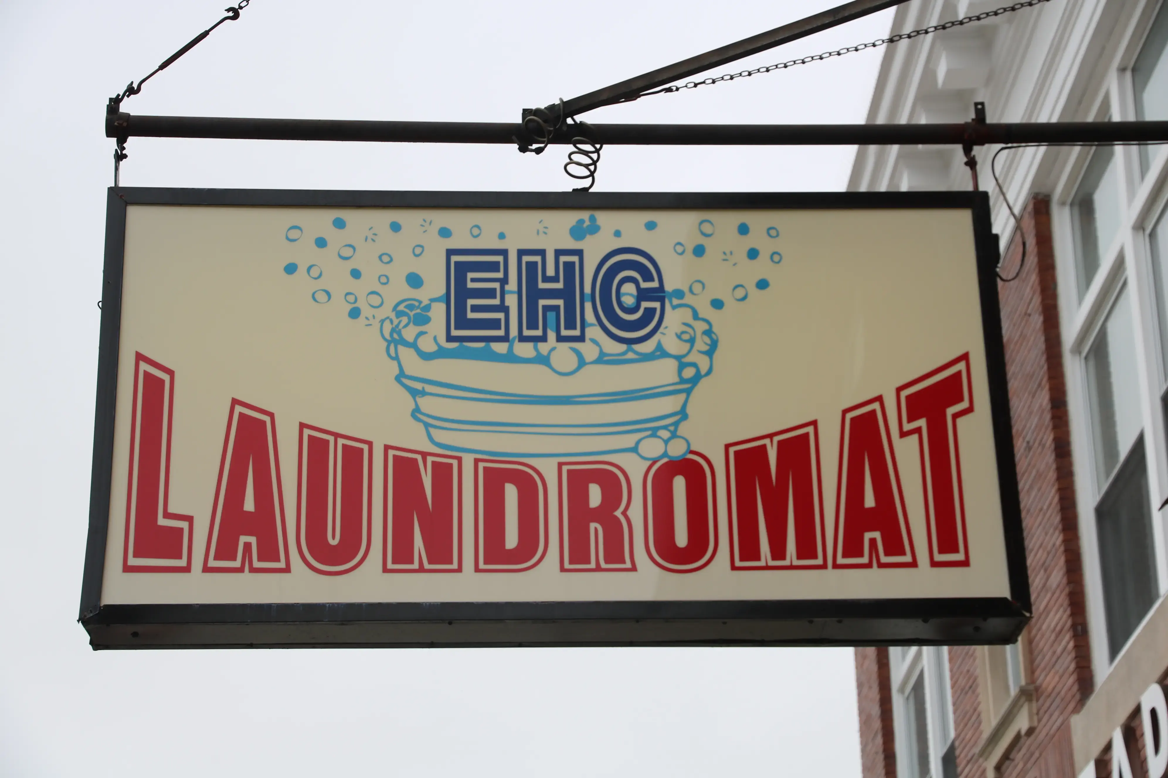 Egg Harbor City Laundromat - Image 9