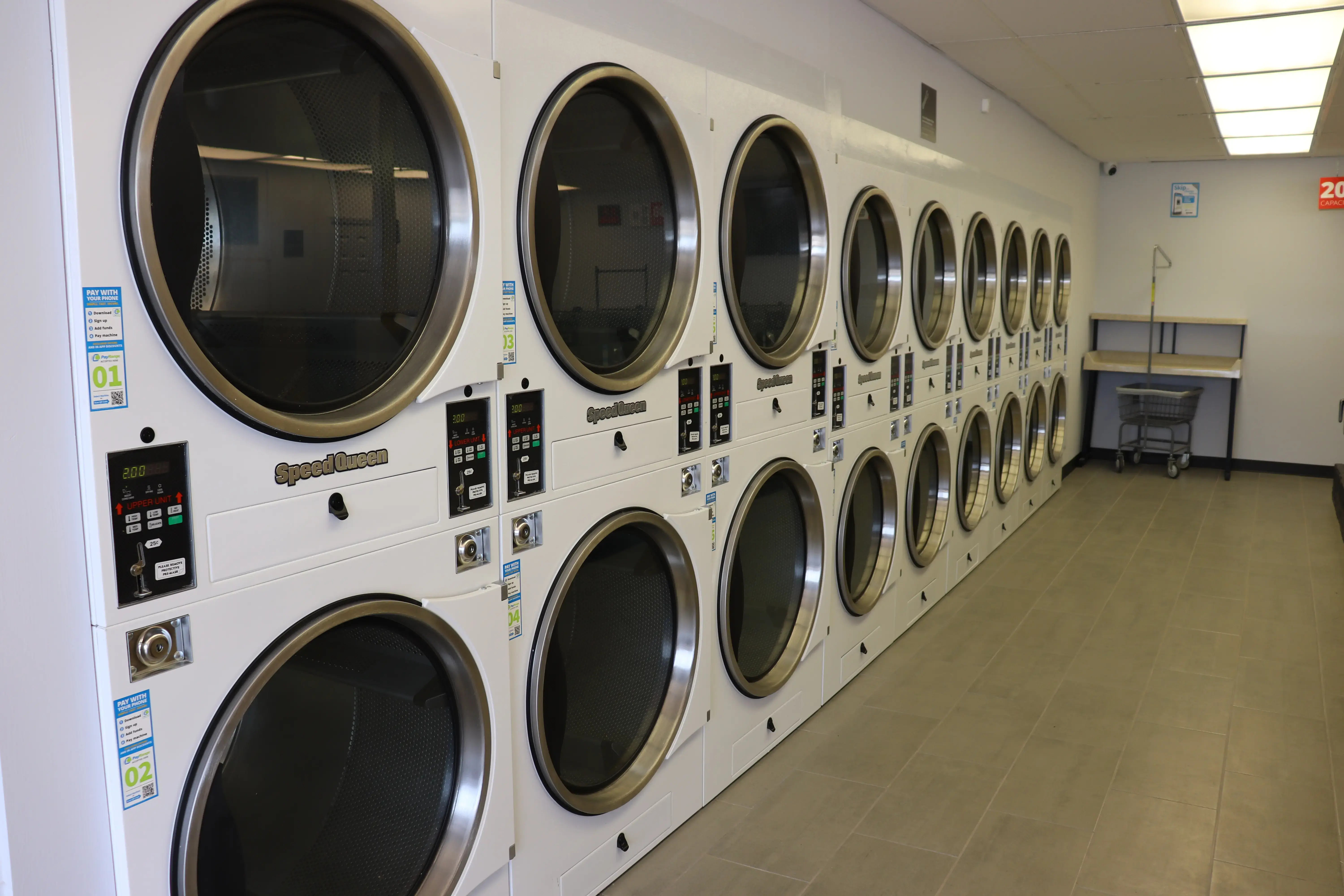 Egrets Laundromat - Image 9