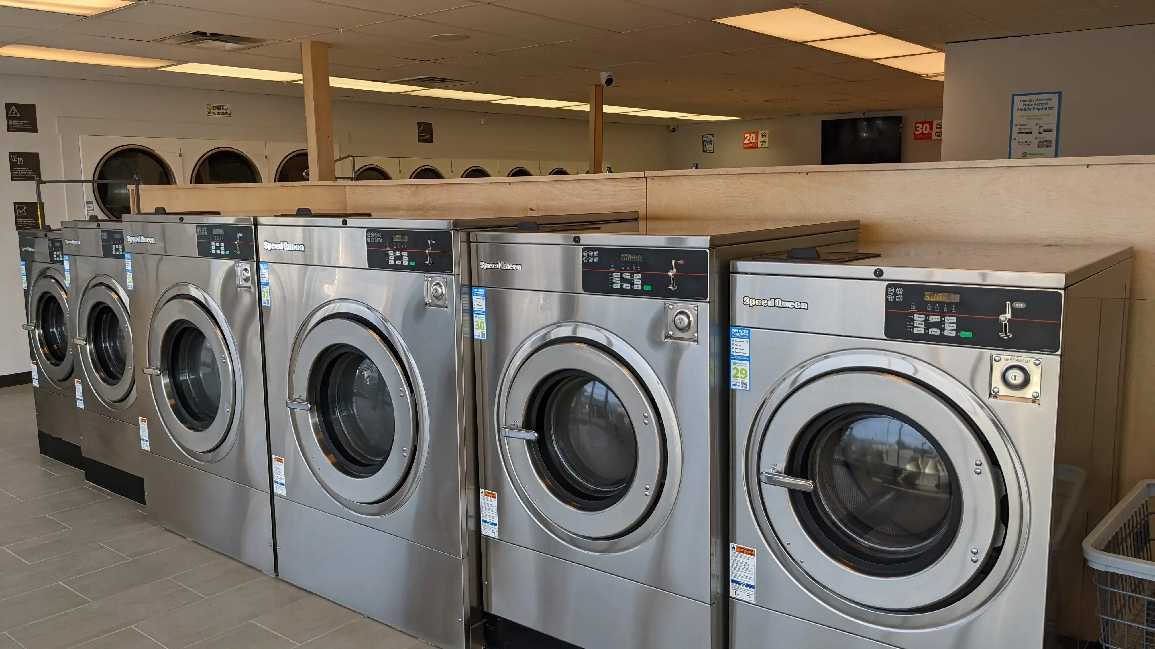 Egrets Laundromat - Image 7