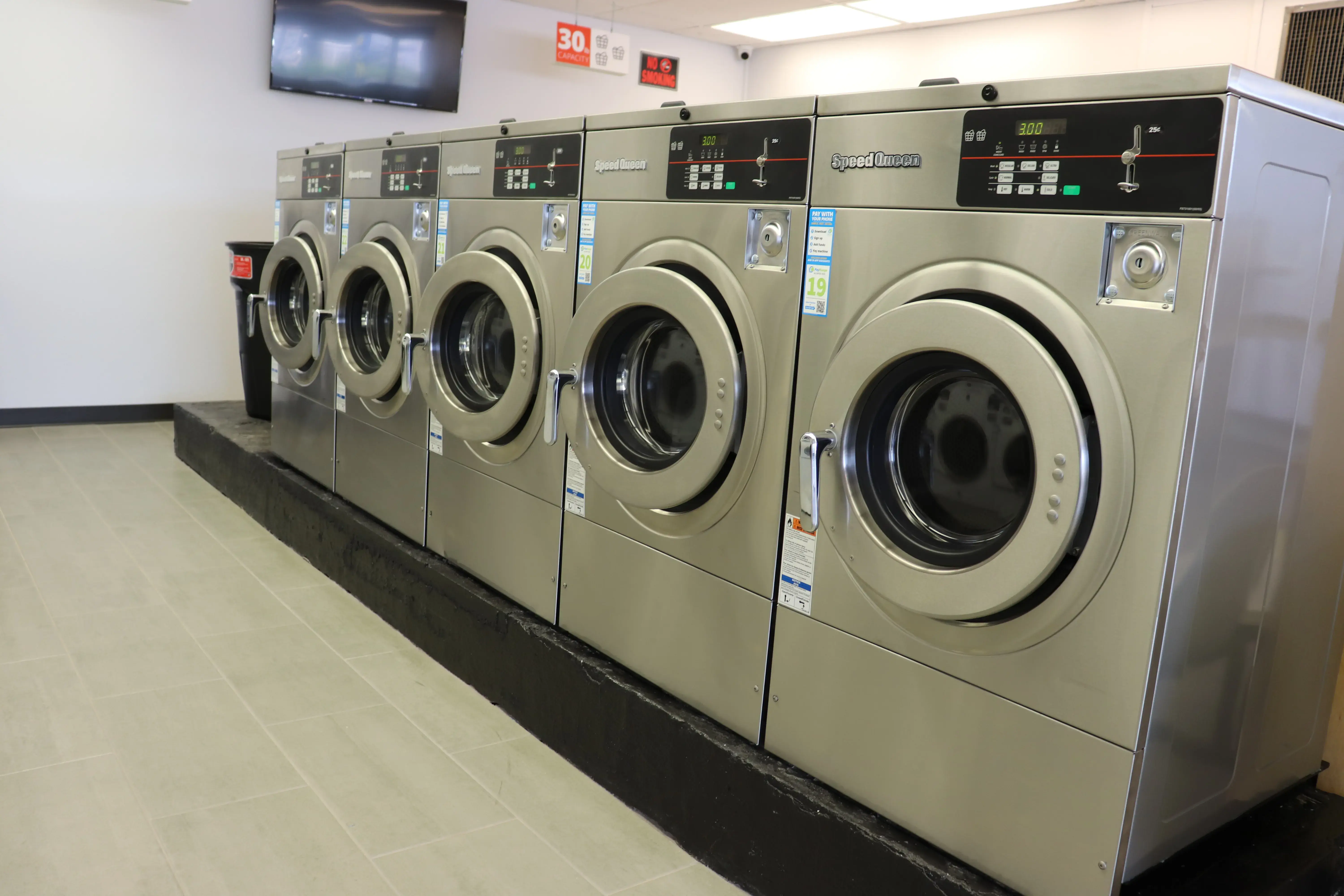 Egrets Laundromat - Image 8
