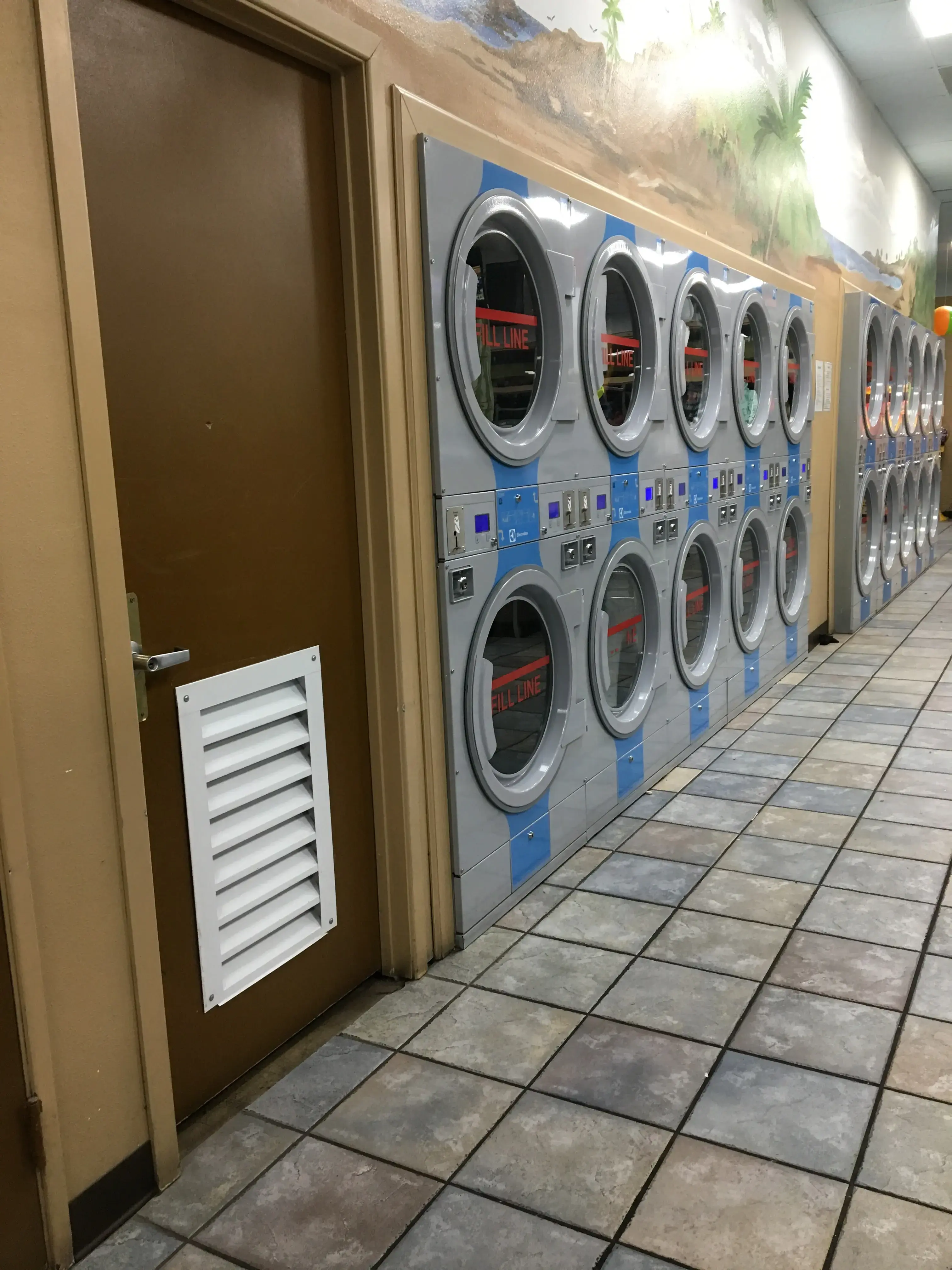 El Cajon Eco Laundry - Image 10