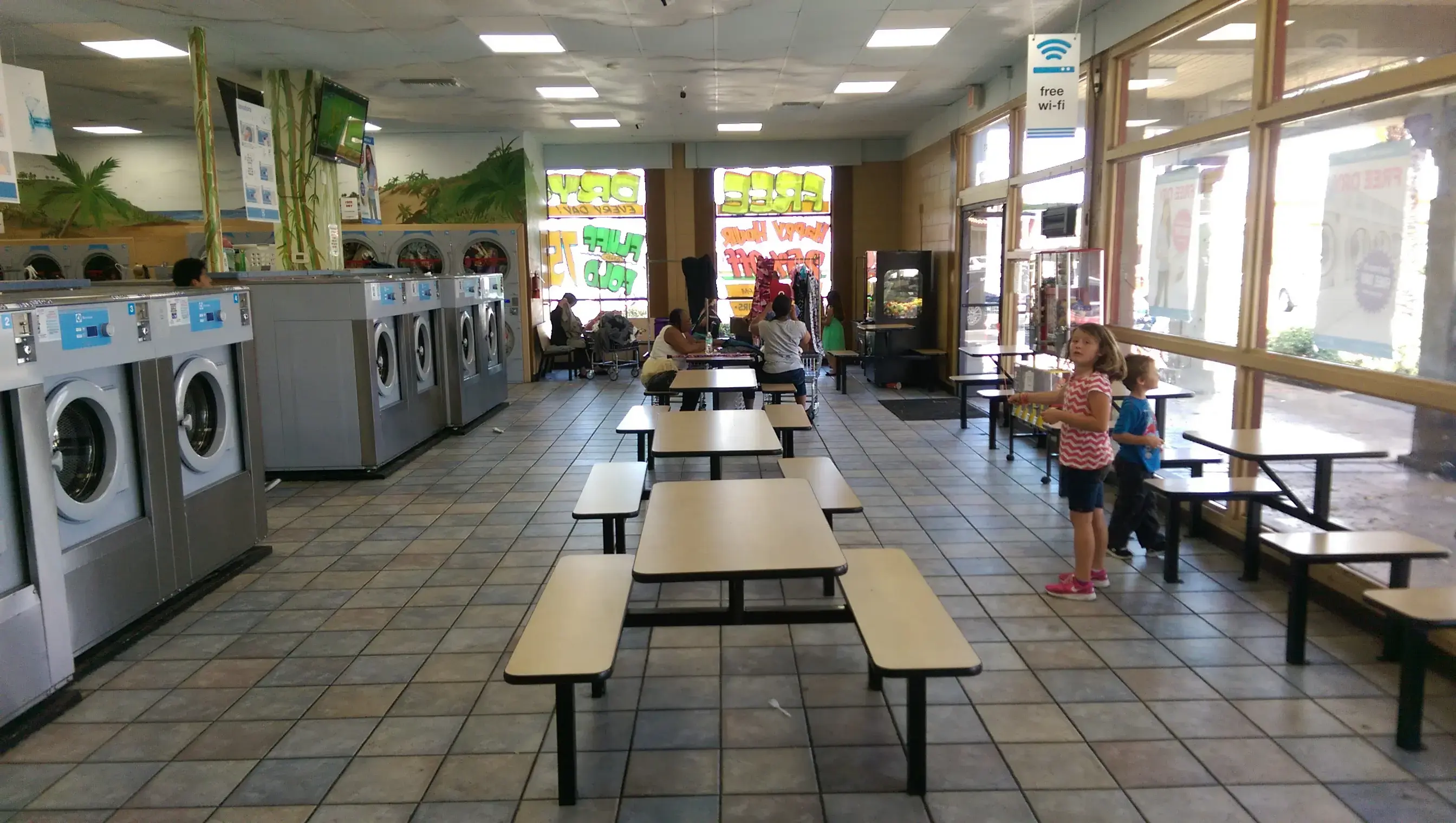 El Cajon Eco Laundry thumbnail 8