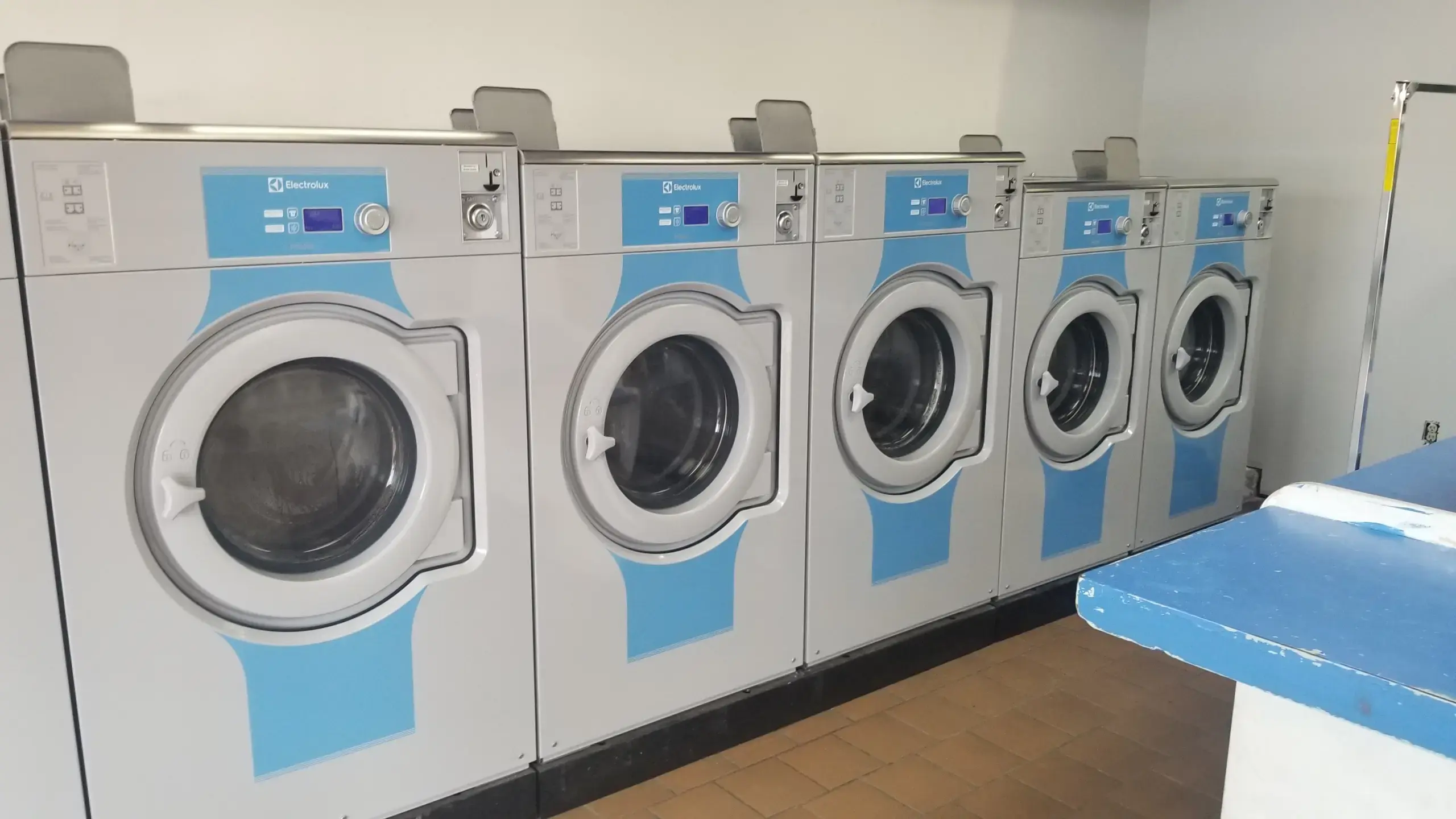 El Laundry - Image 15