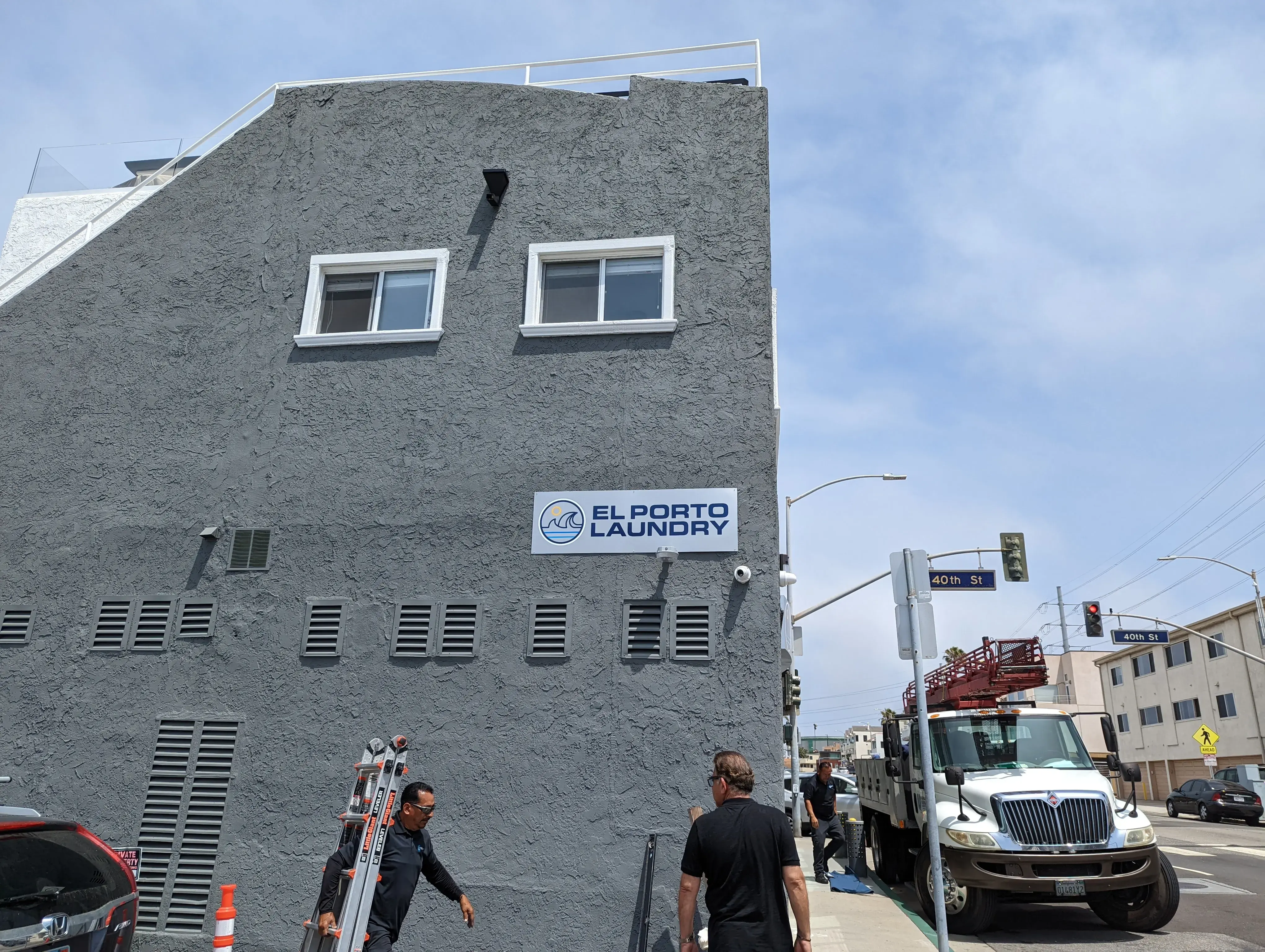 El Porto Laundry thumbnail 4