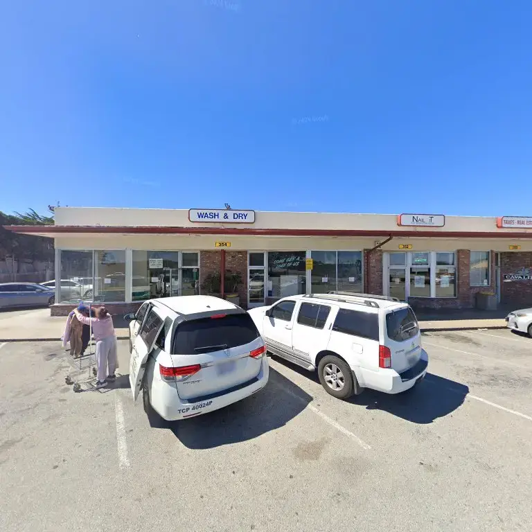 El Rancho Wash & Dry - Image 17