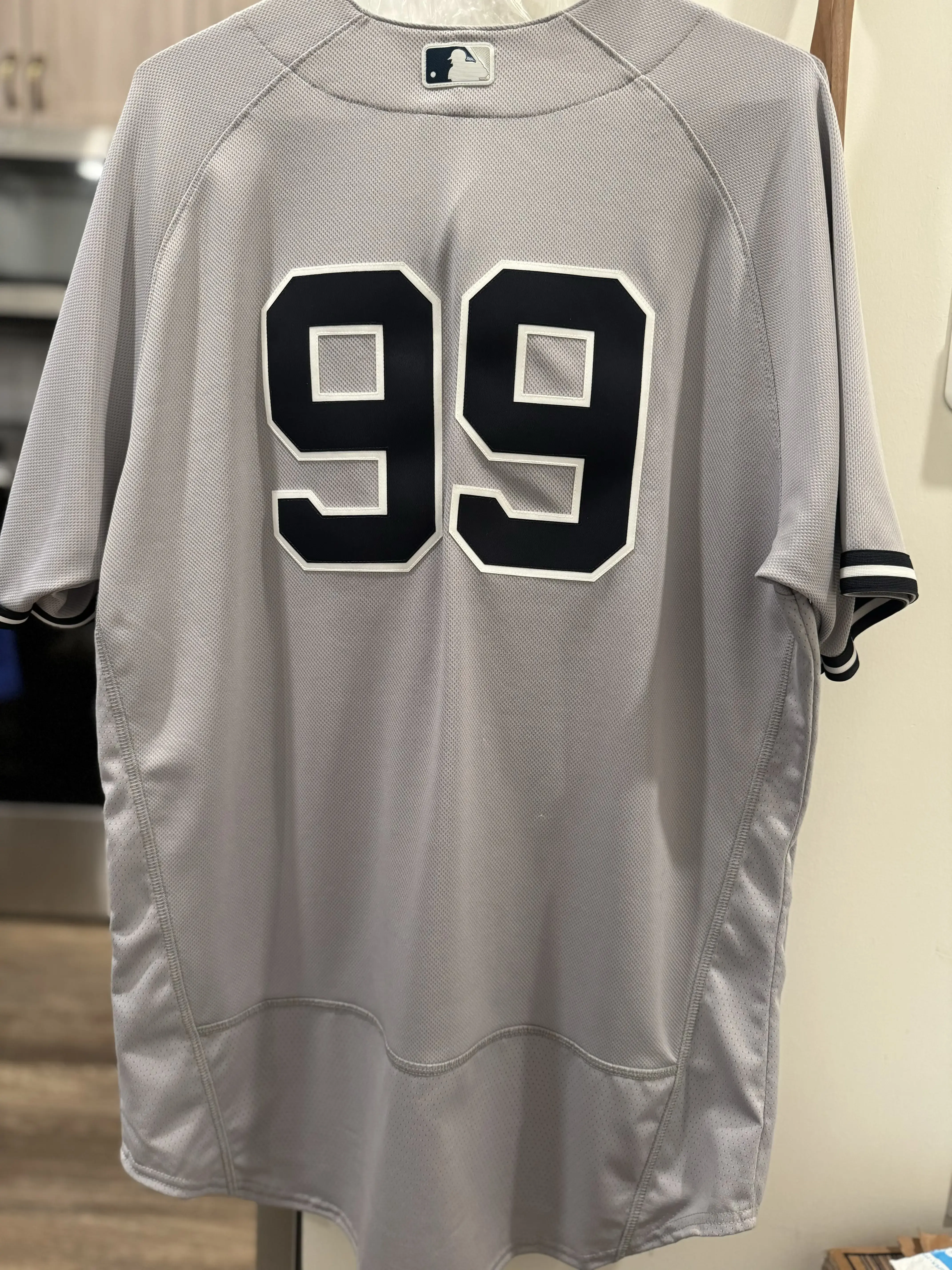 Eleganza Dry Cleaners Inc - Image 11