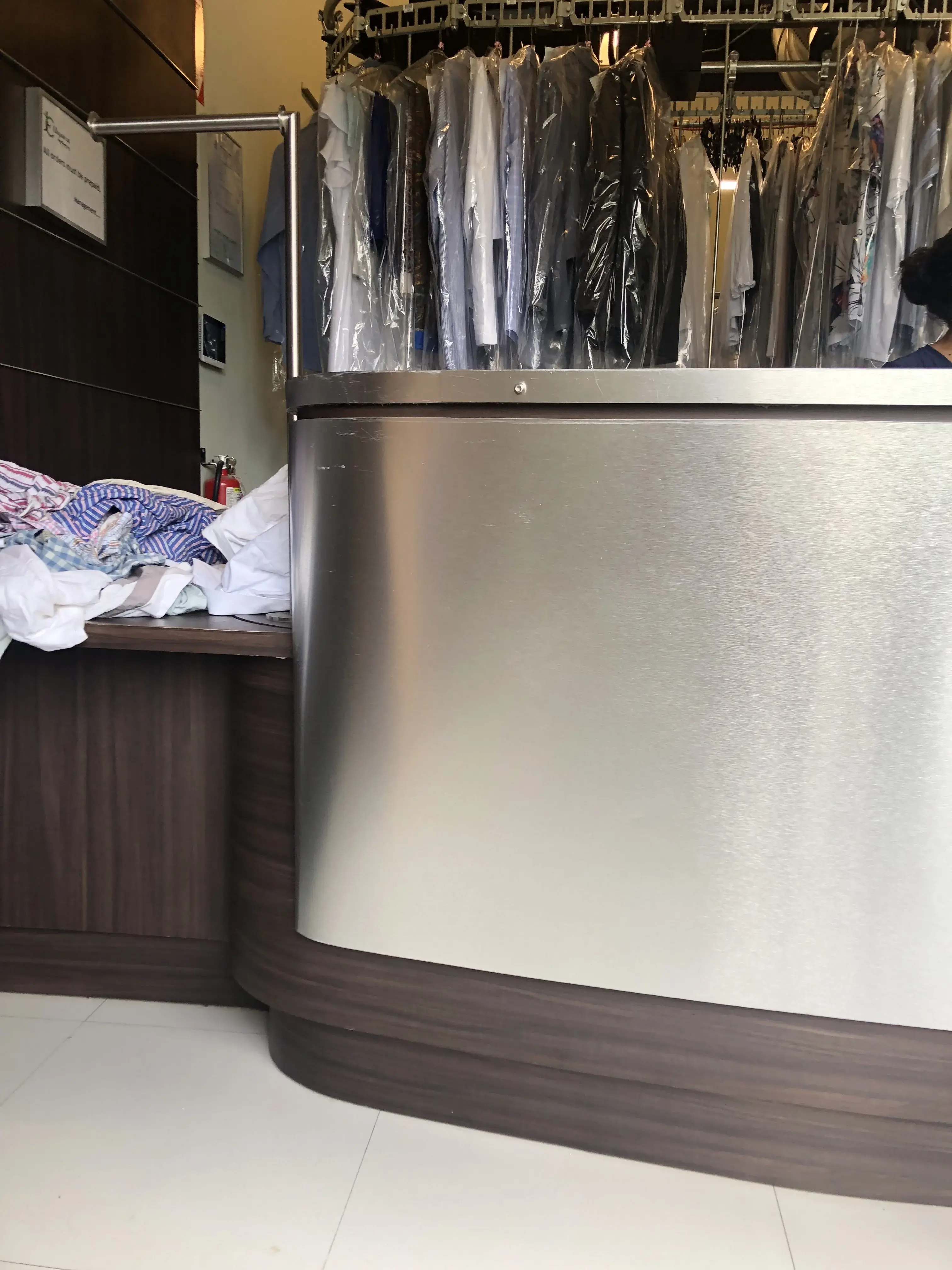 Eleganza Dry Cleaners Inc - Image 13