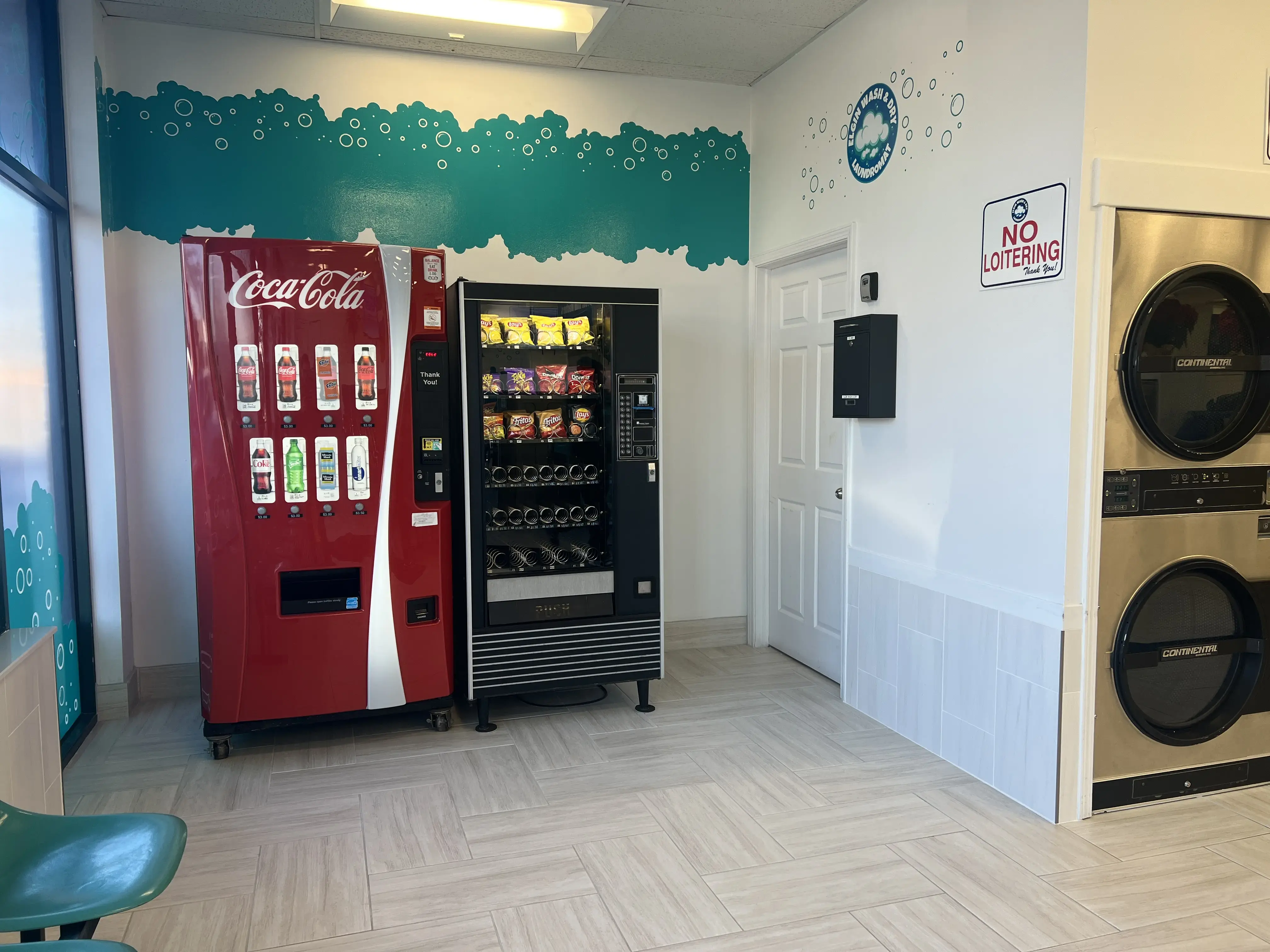 Elgin Wash & Dry Laundromat thumbnail 18