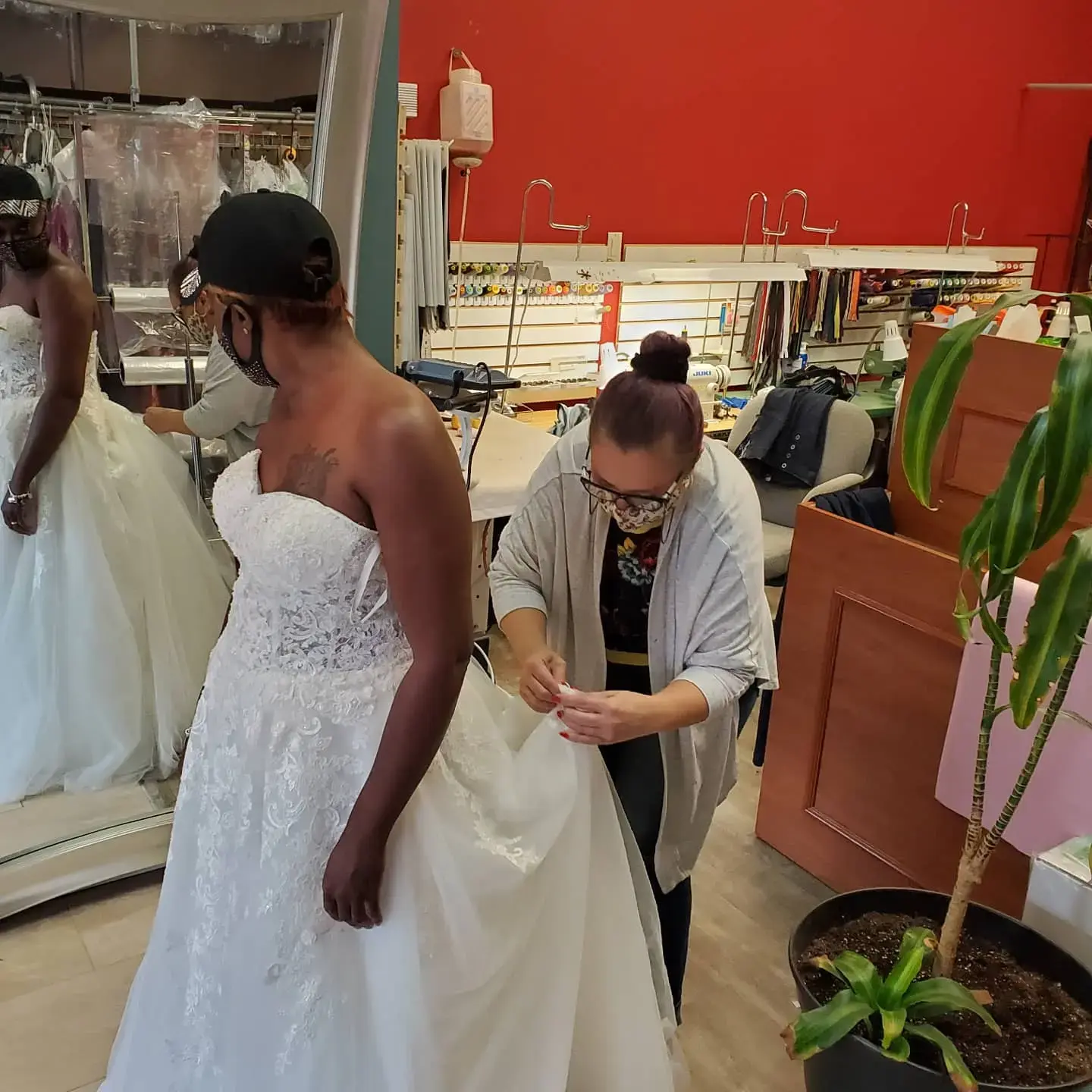 Elite Cleaners & Tailors ll thumbnail 10