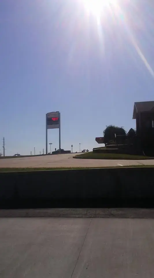 Elite Dry Cleaners & Laundromat LLC - Image 6
