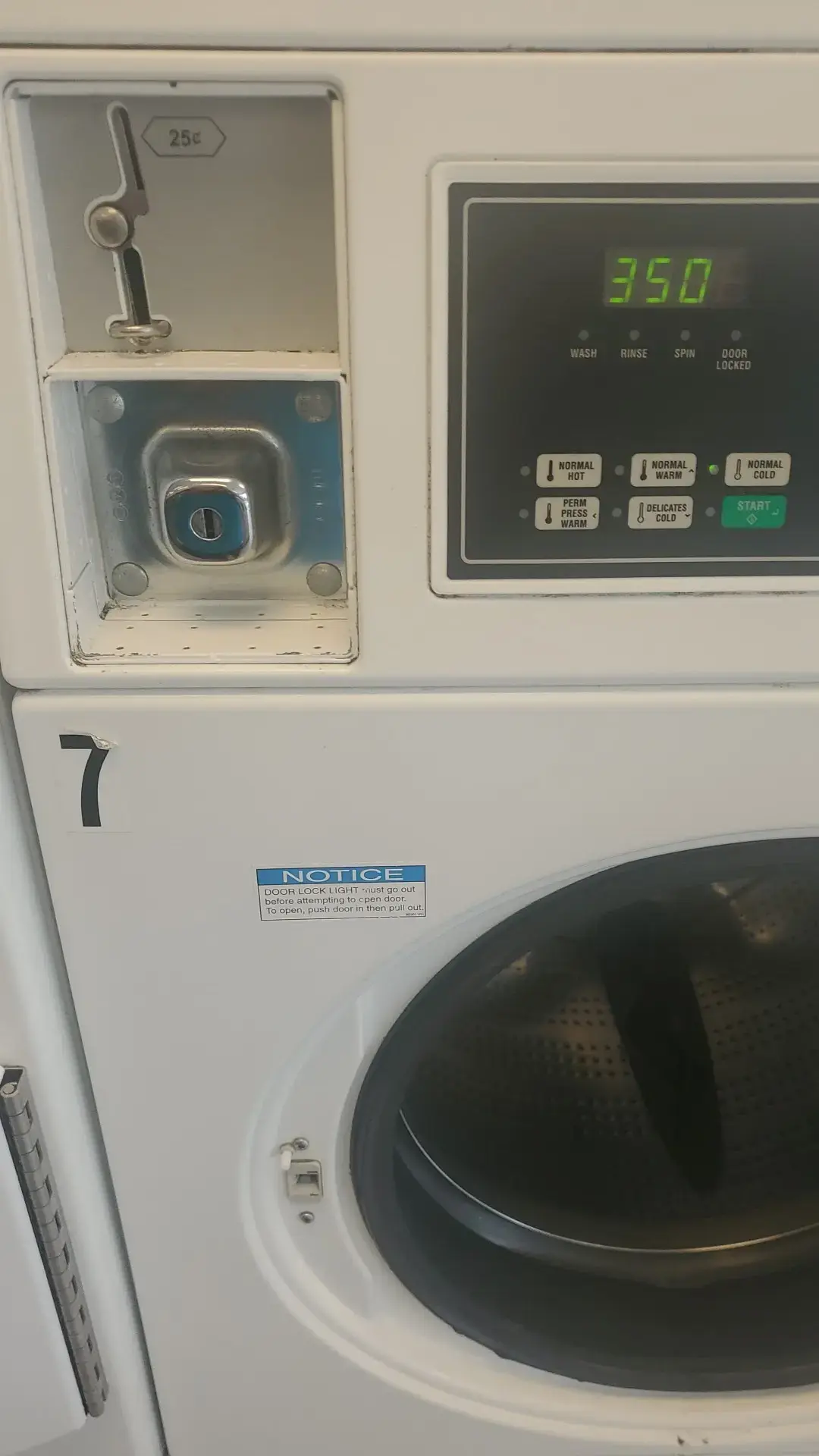 Elite Dry Cleaners & Laundromat LLC thumbnail 10