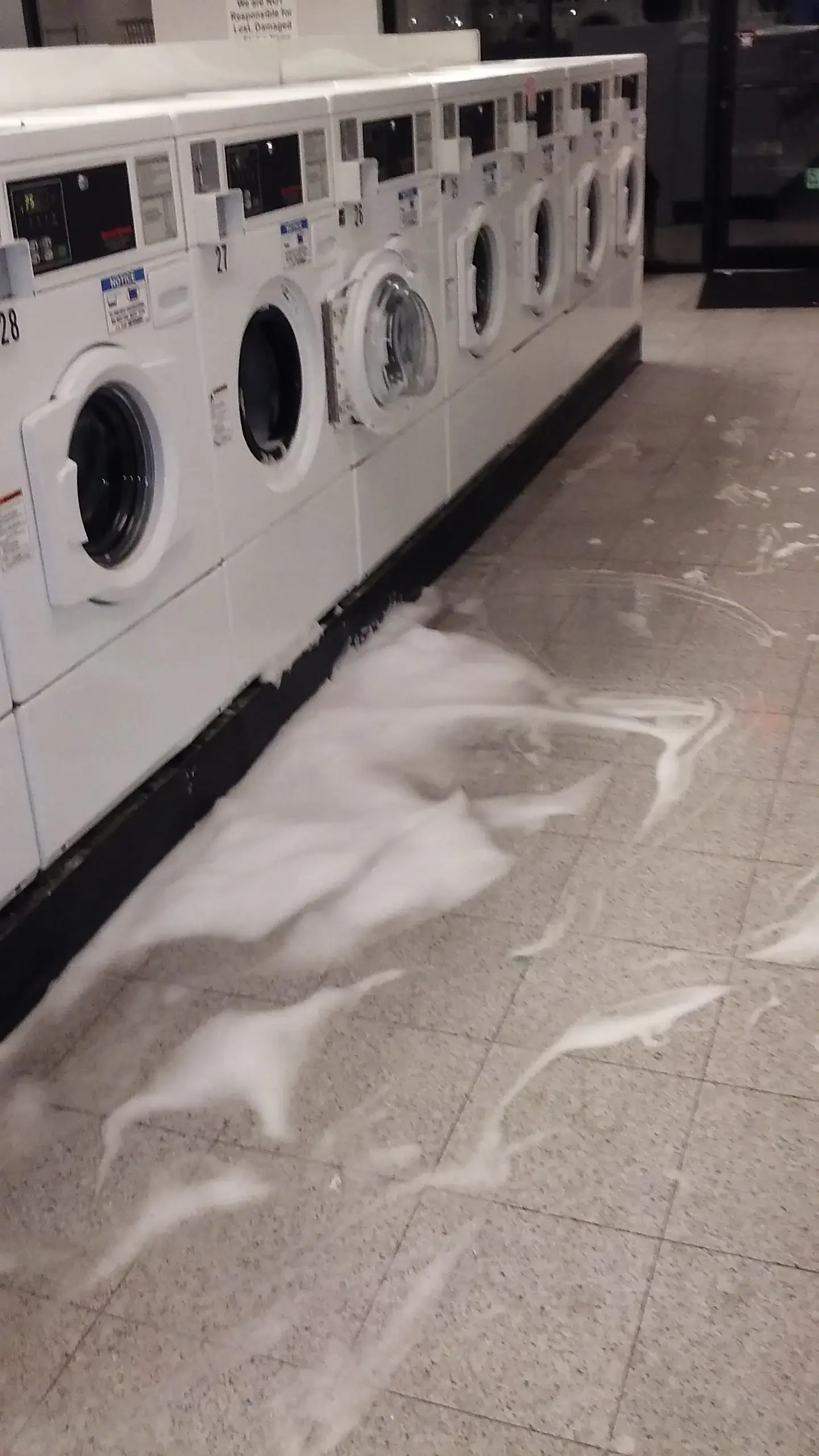 Elite Dry Cleaners & Laundromat LLC thumbnail 3