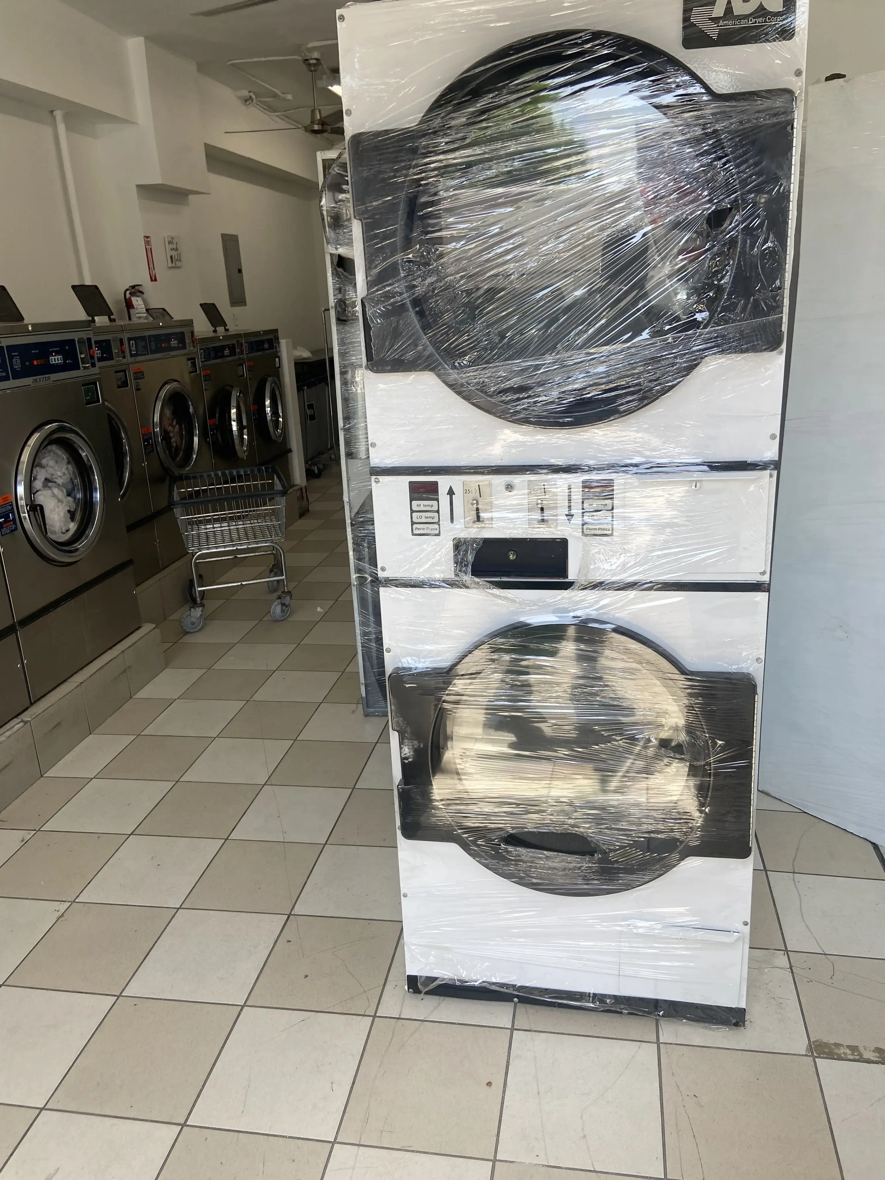 Elite Laundry Services thumbnail 18