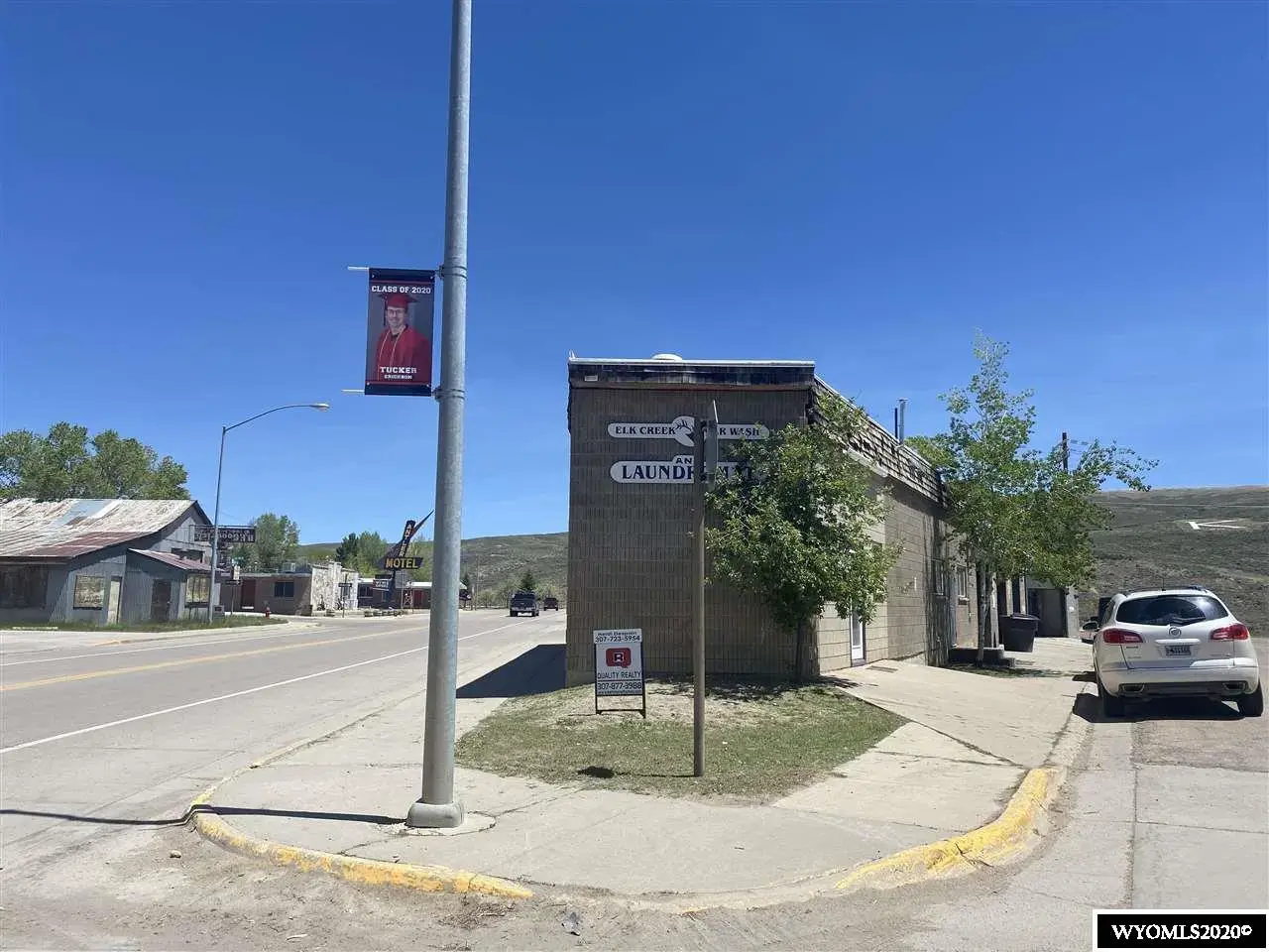 Elk Creek Car Wash & Laundromat; Bear's Pet Wash; Auto Detailing of Kemmerer - Image 9