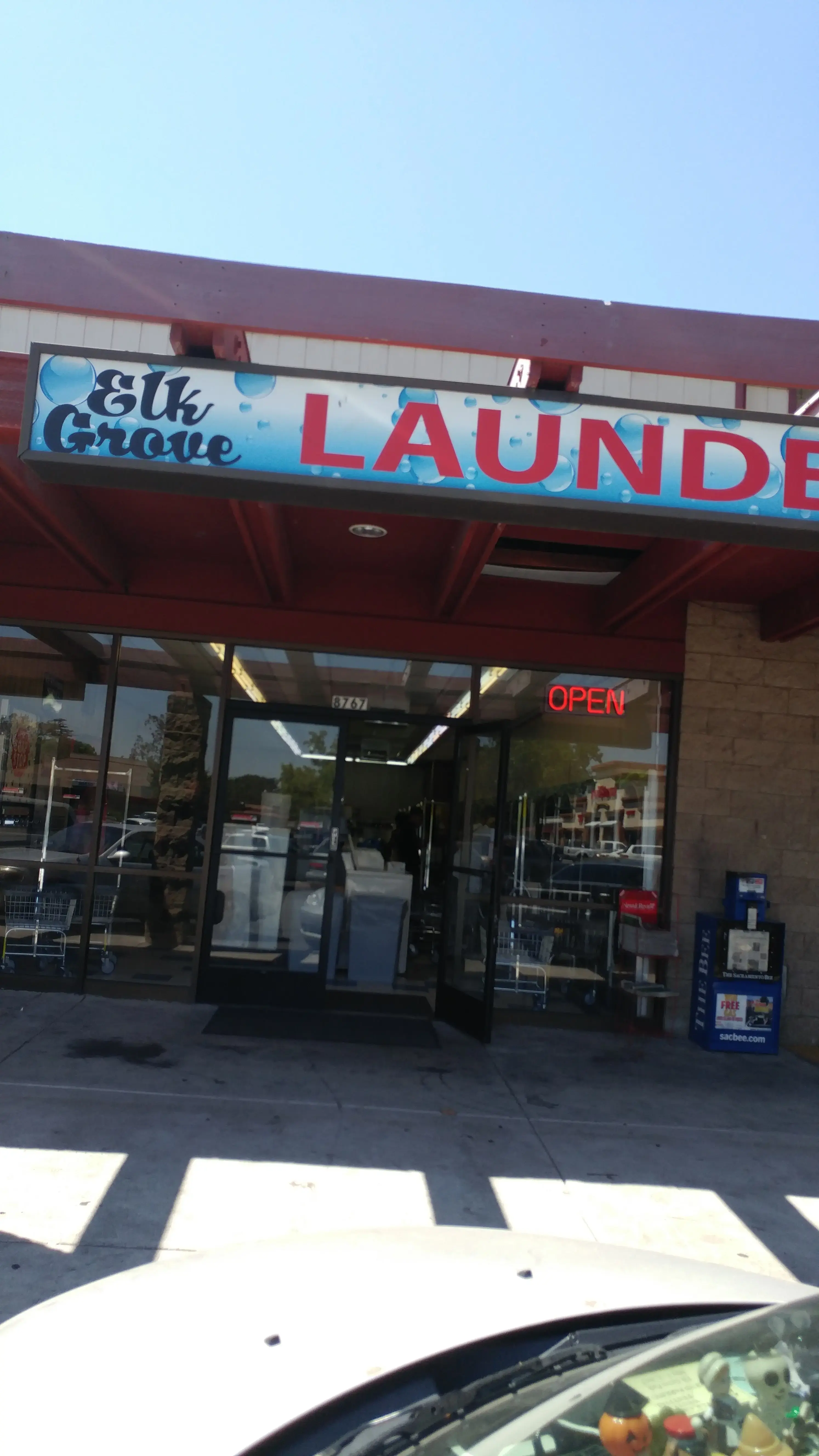 Elk Grove Launderland thumbnail 15
