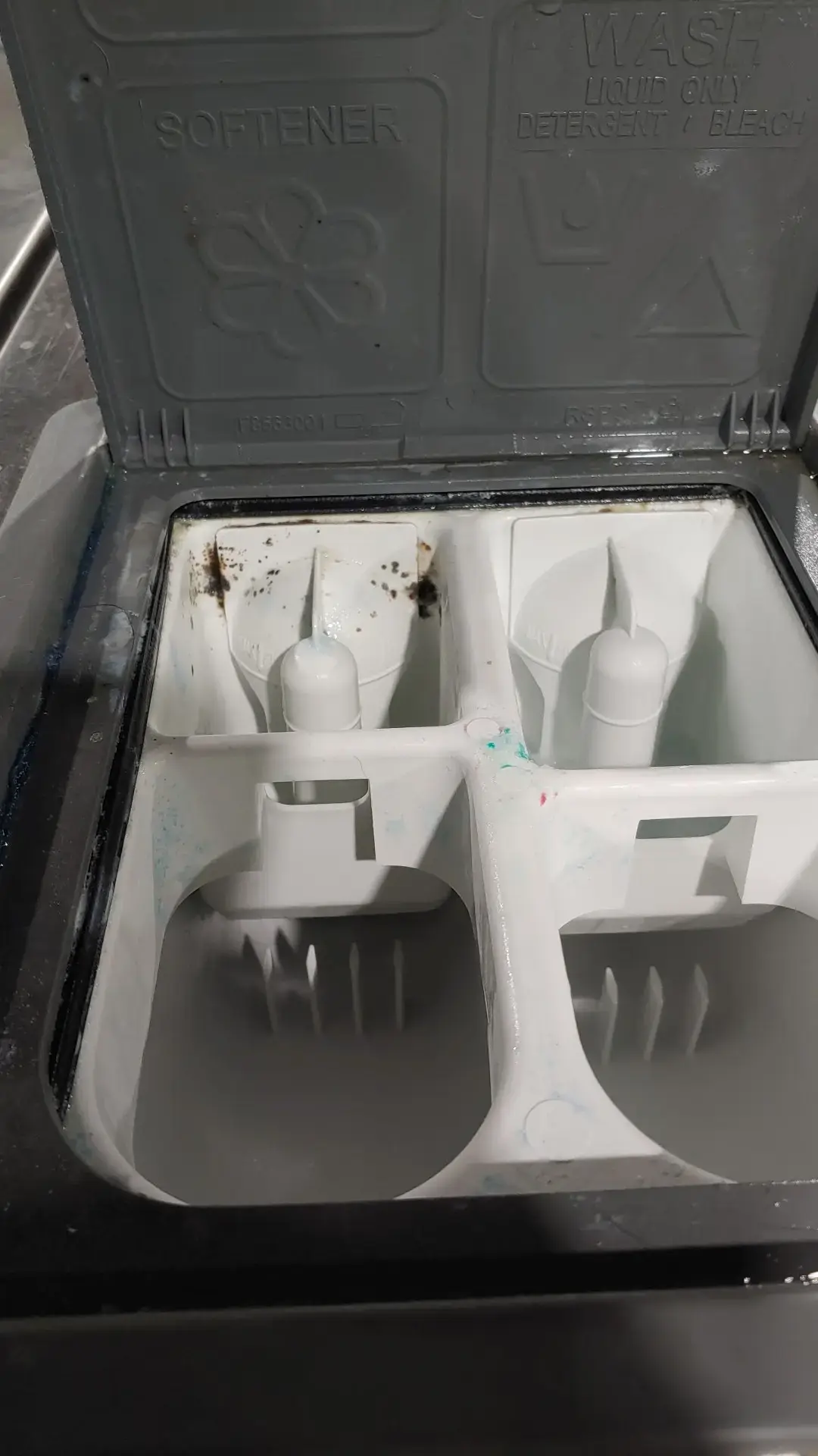 Elkhorn Express Laundromat thumbnail 9