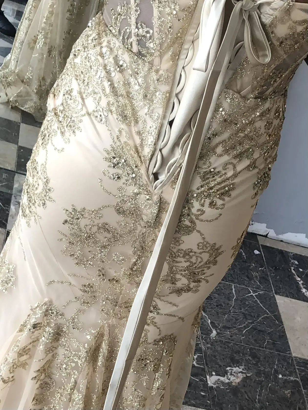 Ellen's Dry Cleaners & Alterations thumbnail 8