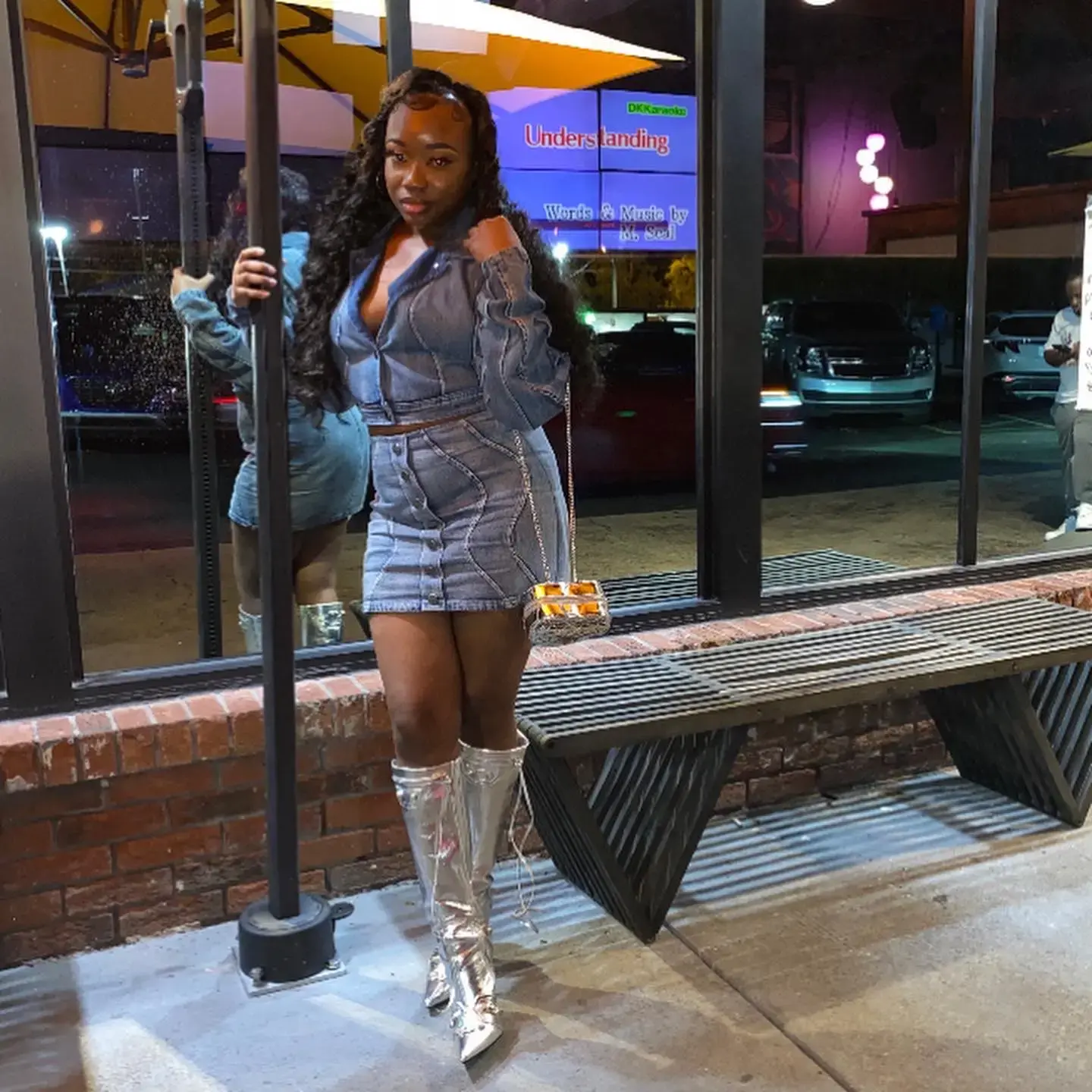 Ellen's Dry Cleaners & Alterations thumbnail 5