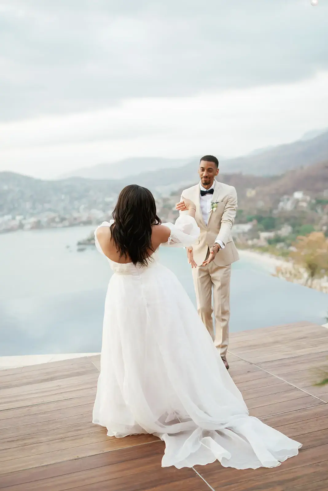 Ellen's Dry Cleaners & Alterations - Image 13