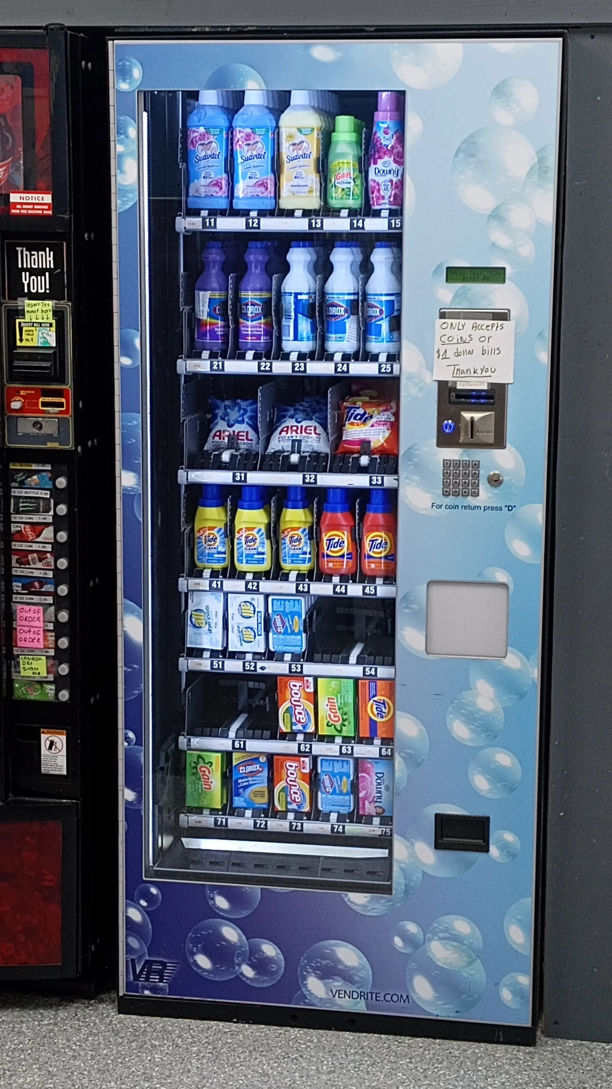 Ellenton Laundromat - Image 16