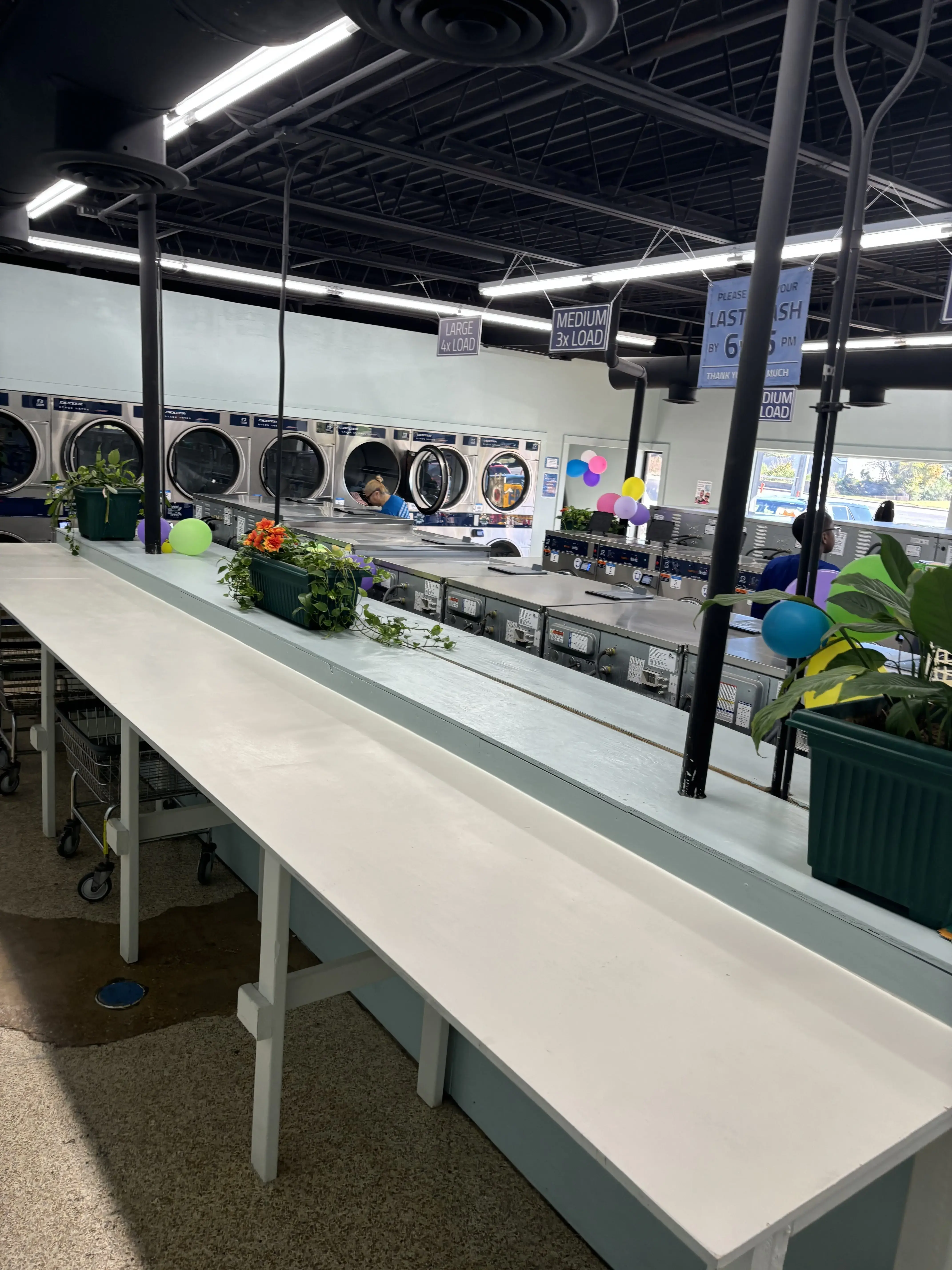 Ellie’s Laundry - Image 11