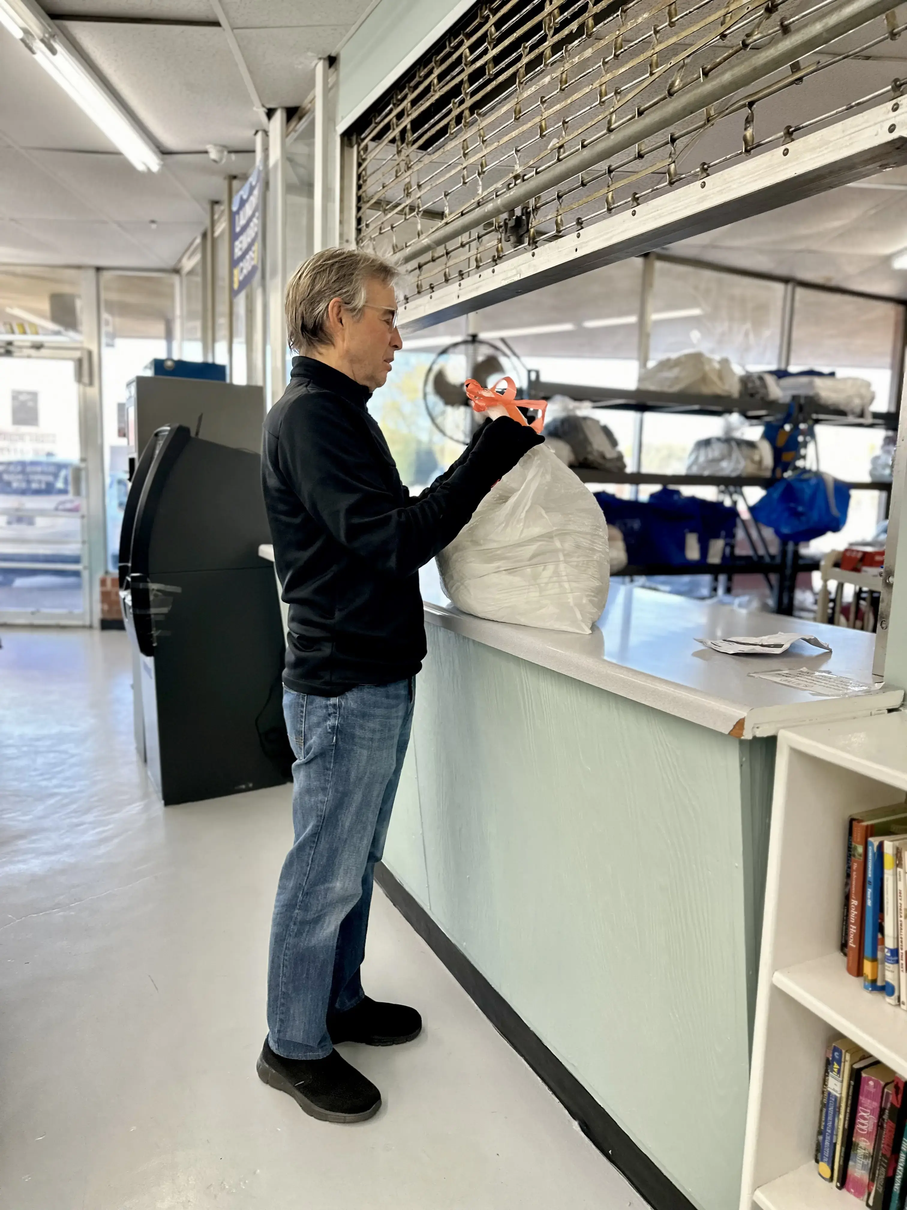 Ellie's Laundry - Image 9