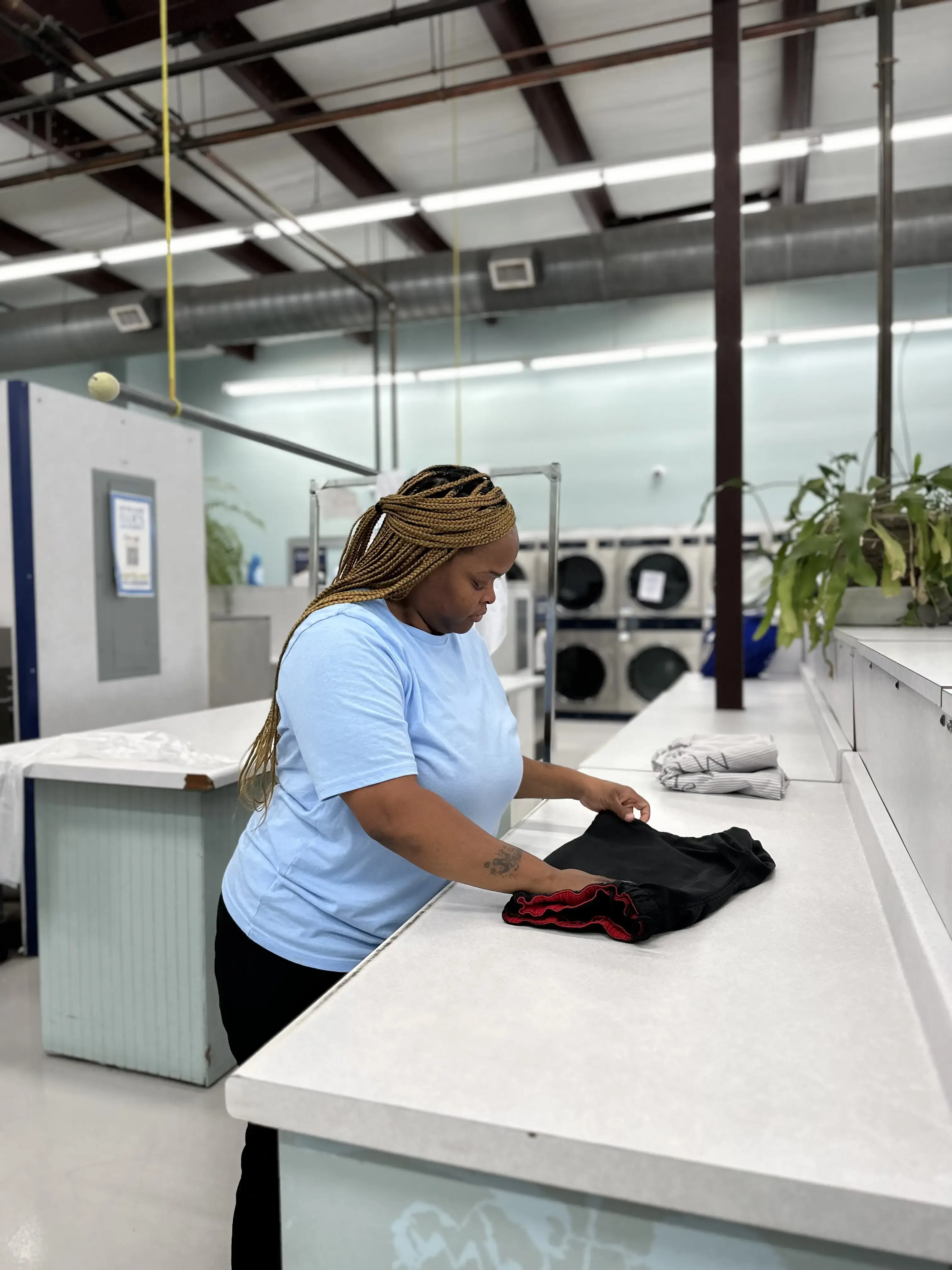 Ellie’s Laundry thumbnail 14