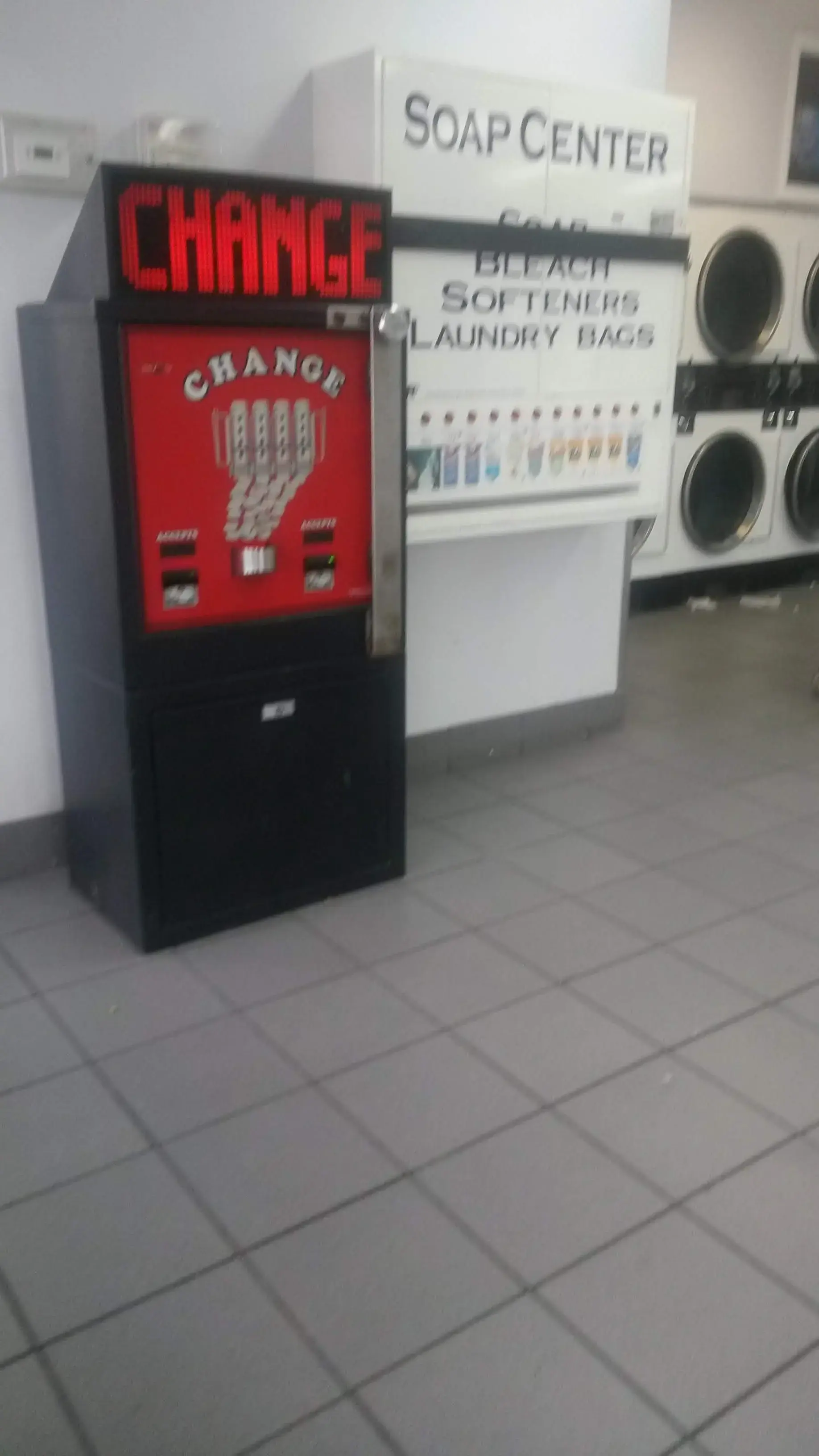 Ellie's Laundry thumbnail 12