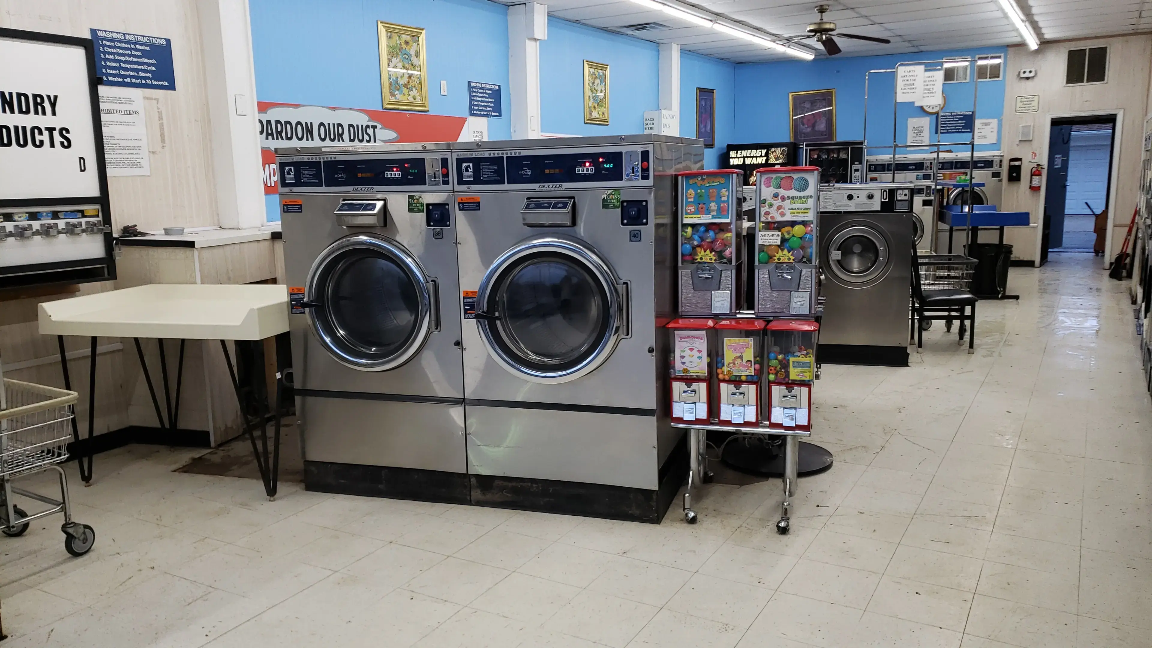 Ellie's Quick Wash location