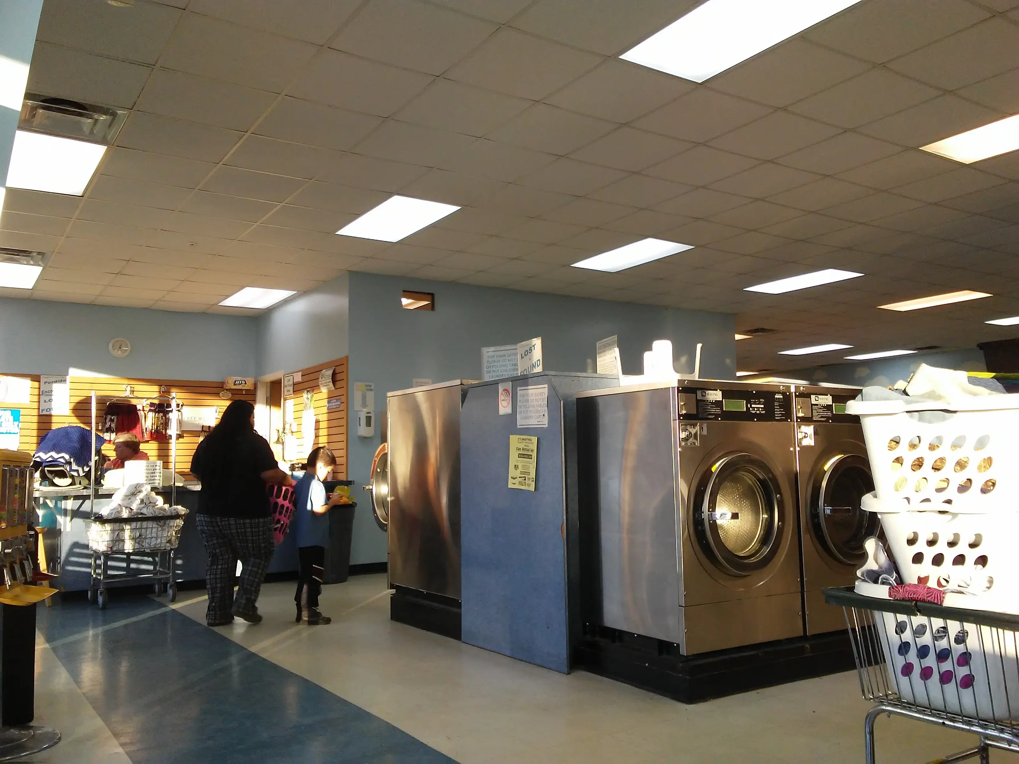 Elm Street Laundry - Image 12